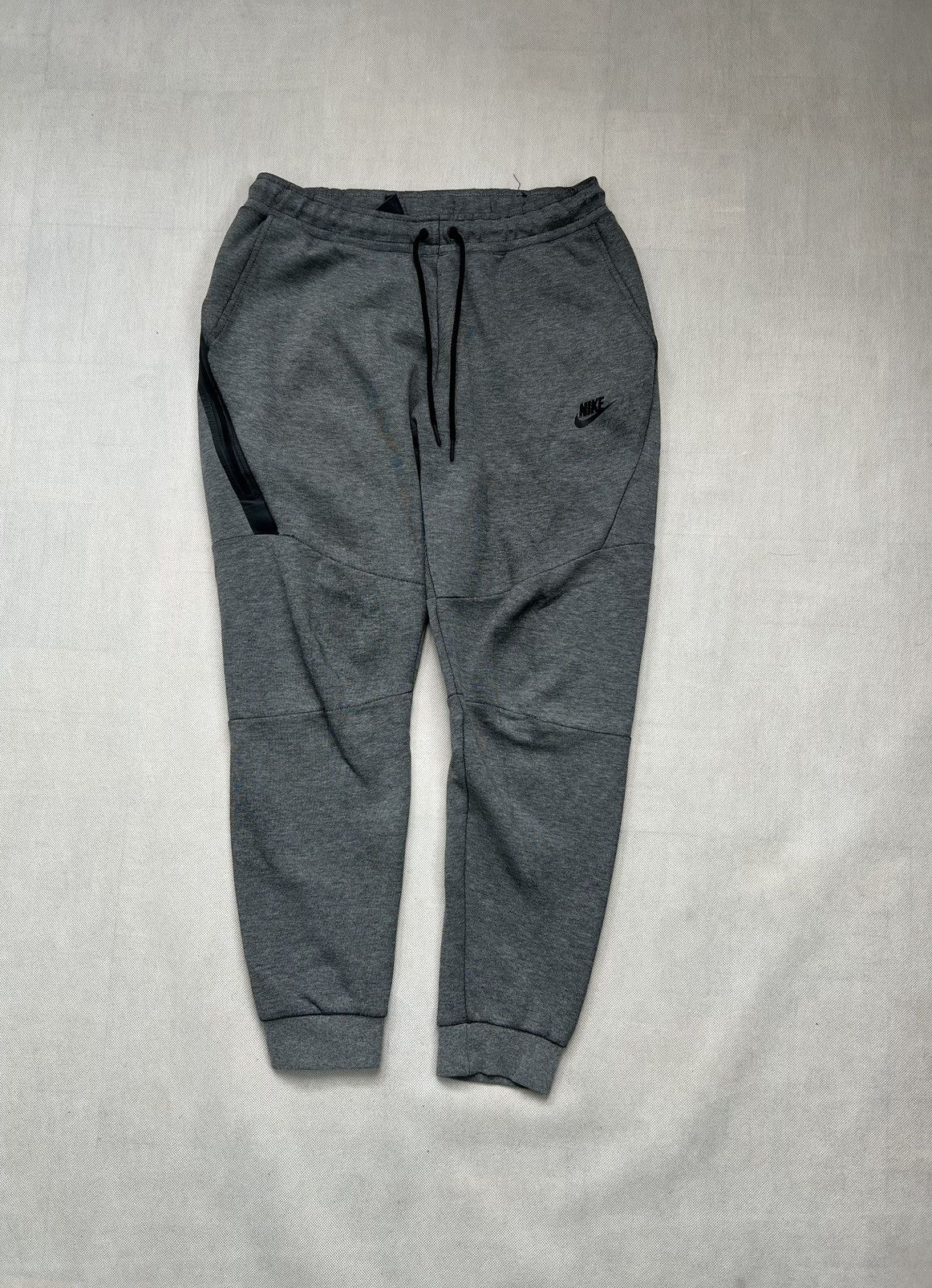Nike Pants Nike Tech Fleece Small Logo Size US 32 / EU 48 - 1 Thumbnail