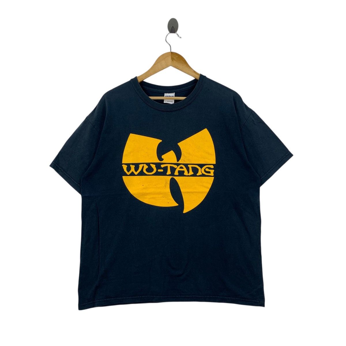 Vintage × Wu-Tang Clan Vintage WU TANG CLAN American Hip Hop Singer Logo T-Shirt Size US L / EU 52-54 / 3 - 1 Thumbnail