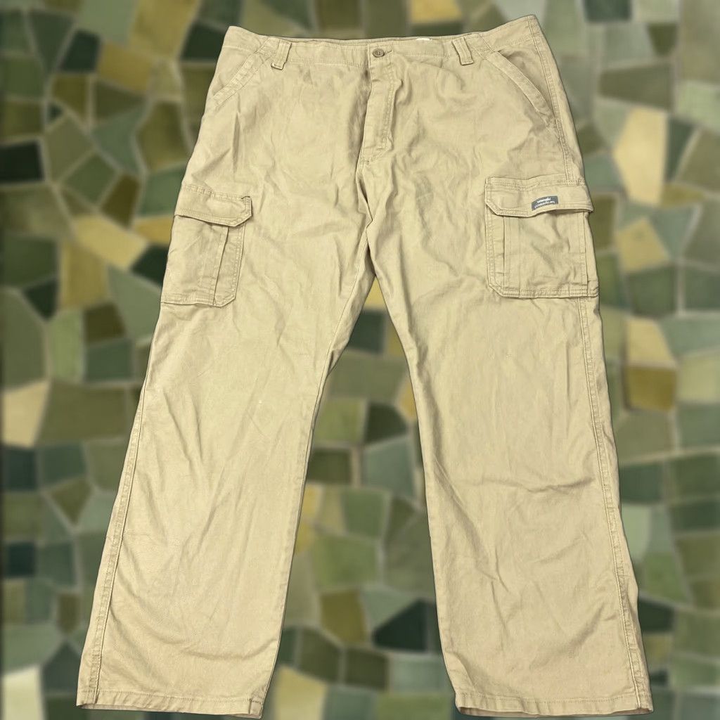 Wrangler Wrangler Cargo Pants Men 42x30 Khaki Relaxed Fit Canvas Workwear Travel Large Waist Size US 42 / EU 58 - 1 Thumbnail
