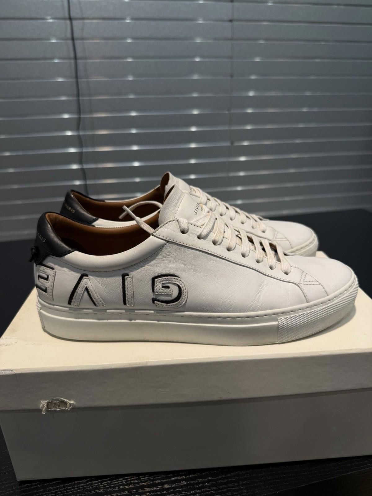 Givenchy Givenchy Parish Men’s Sneakers Size 41.5EU/8.5US Leather Size US 8.5 / EU 41-42 - 2 Thumbnail