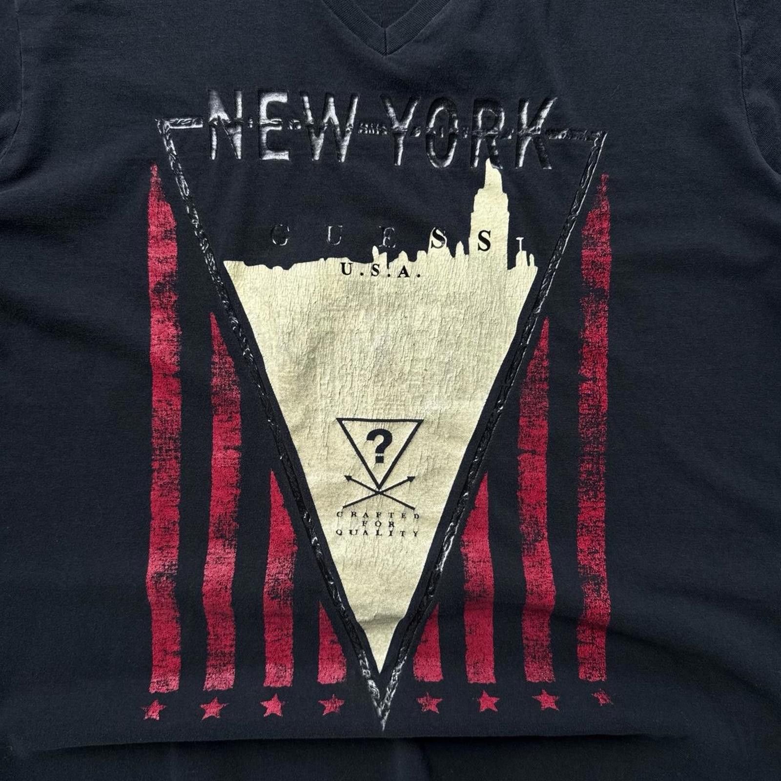 Guess Y2K Guess 00s Black V Neck Grunge t shirt Size US L / EU 52-54 / 3 - 6 Thumbnail
