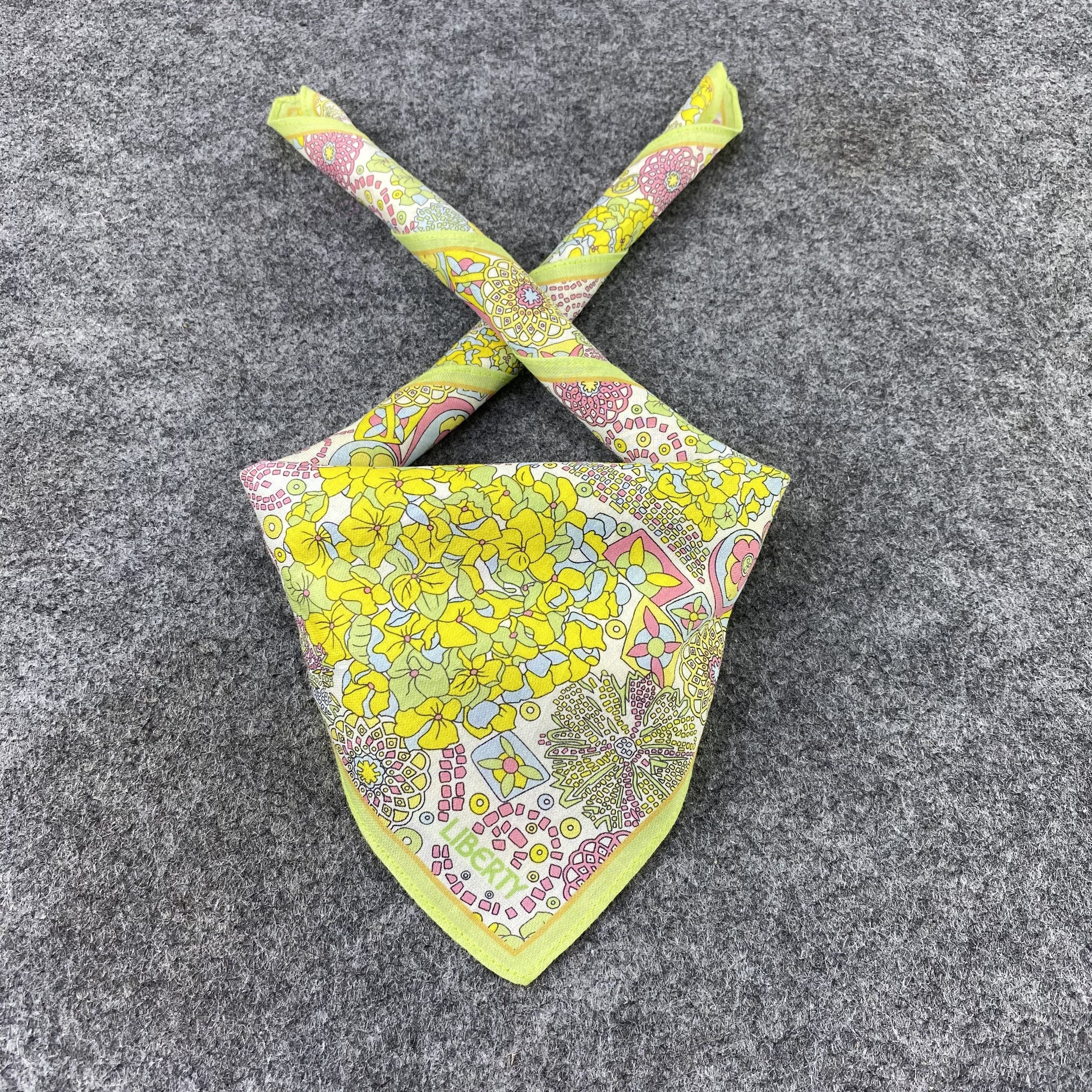 Liberty Liberty Handkerchief / Bandana / Neckerchief-B1338 Size ONE SIZE - 2 Thumbnail
