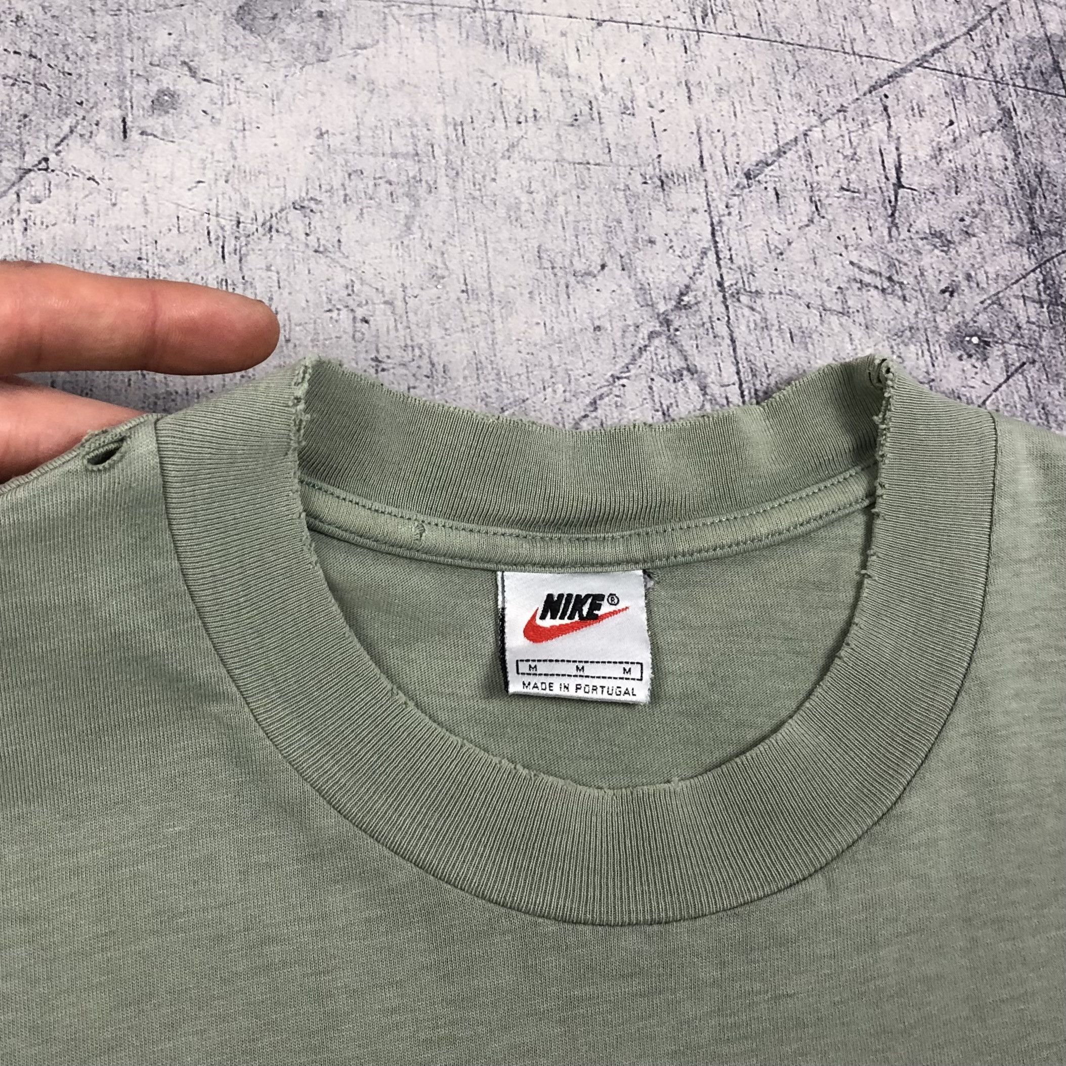 Nike Y2K Nike Swoosh Graphic Faded Tee Size US M / EU 48-50 / 2 - 3 Thumbnail