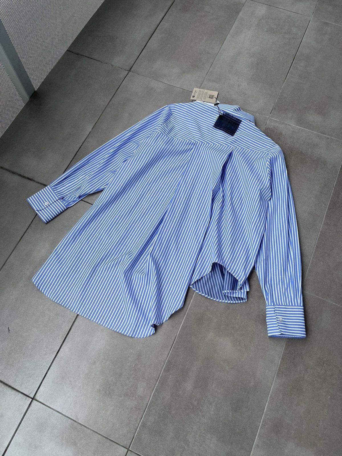 Viktor & Rolf !DS! FW22 Viktor & Rolf Floating Away Reconstructed Shirt Size L / US 10 / IT 46 - 13 Thumbnail