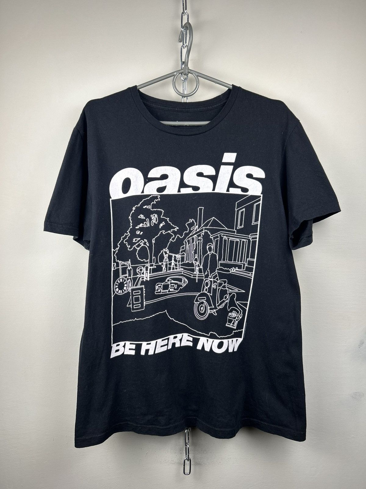 Band Tees Oasis Be Here Now Band T shirt Size US M / EU 48-50 / 2 - 1 Thumbnail