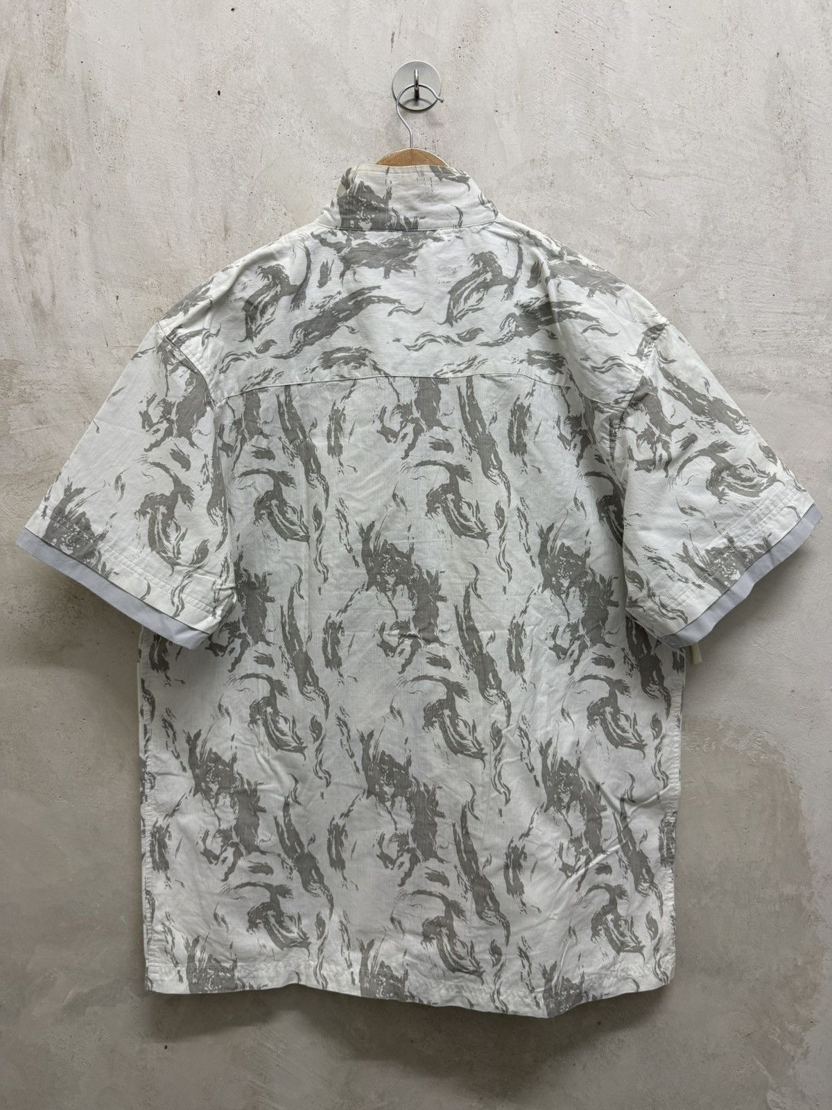Le Grande Bleu (L.G.B.) 2000s Gothic Impala Smoke Punk Zipper Shirt Size US L / EU 52-54 / 3 - 3 Thumbnail