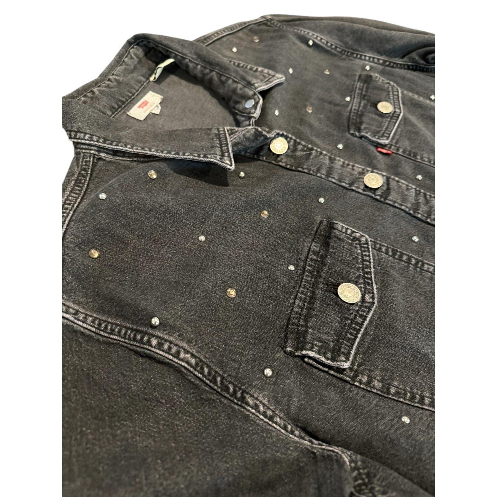 Levi's Levi’s Addison Studded Denim Jacket Women’s S Washed Black Size S / US 4 / IT 40 - 6 Thumbnail