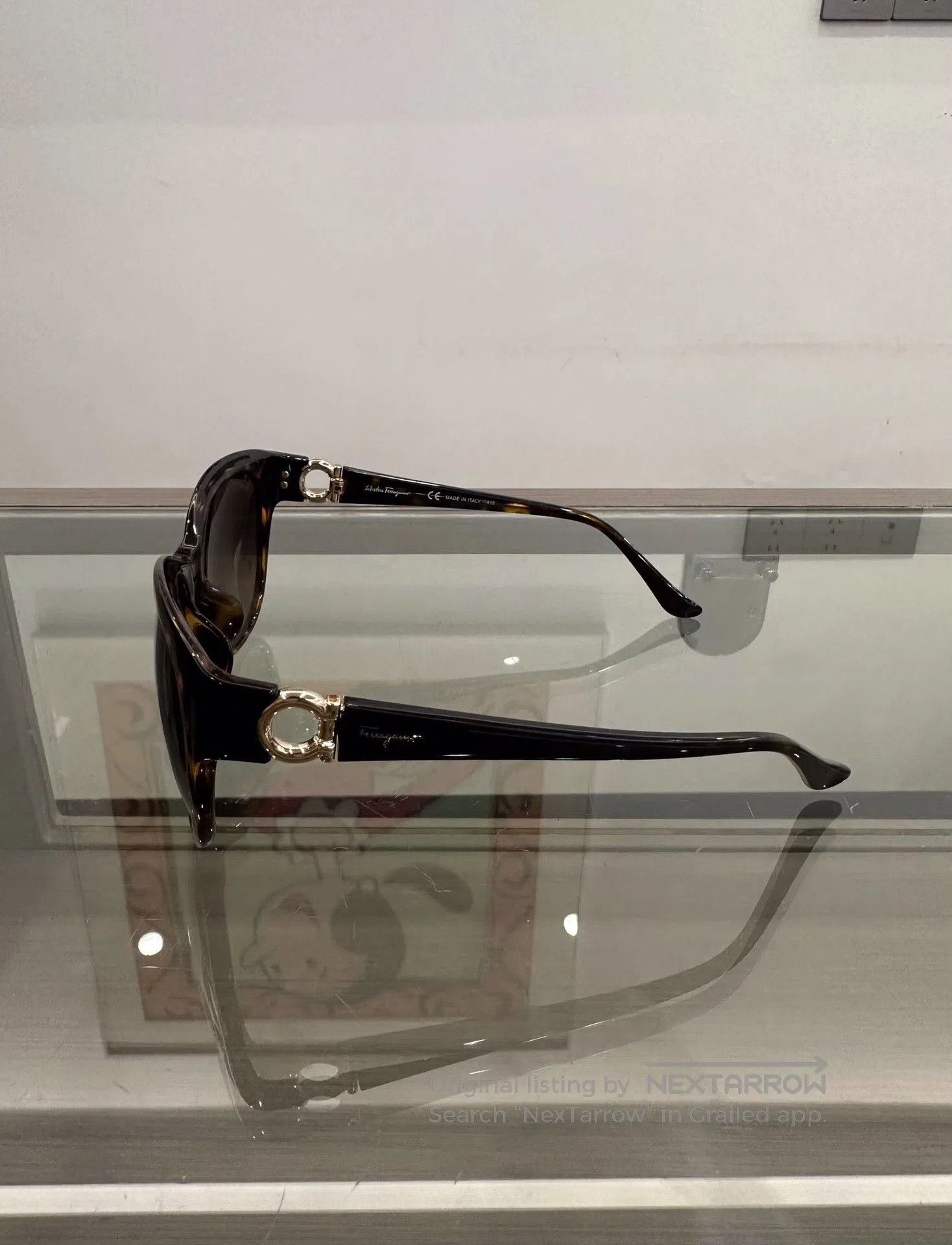 Salvatore Ferragamo Ferragamo Amber Side Metal Logo Sunglasses. Size ONE SIZE - 4 Thumbnail