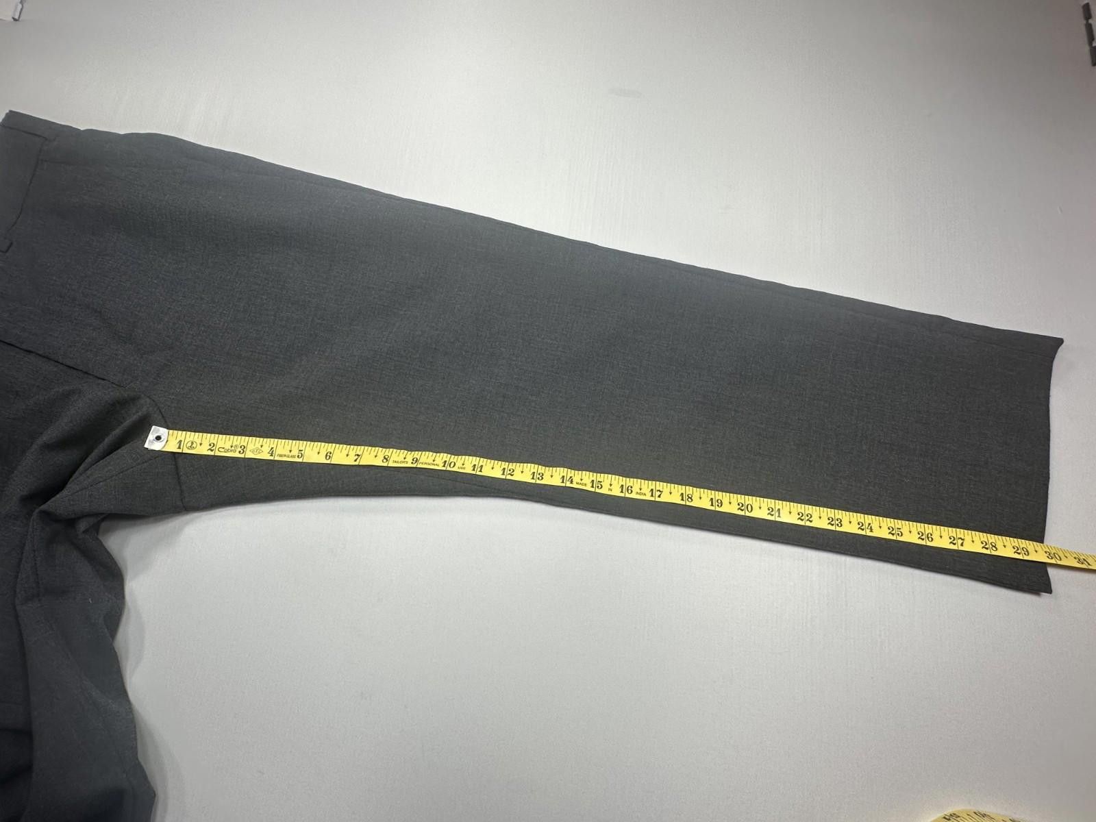 London Fog London Fog Flat Front Polyester/Wool Dress Pants Gray 34/30 Size US 34 / EU 50 - 5 Thumbnail