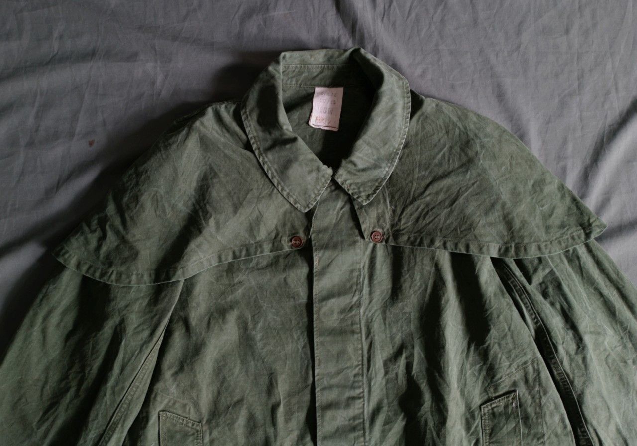 Rainforest Vintage 1960s French Army Green Canvas Rain Coat. Size US XL / EU 56 / 4 - 2 Thumbnail