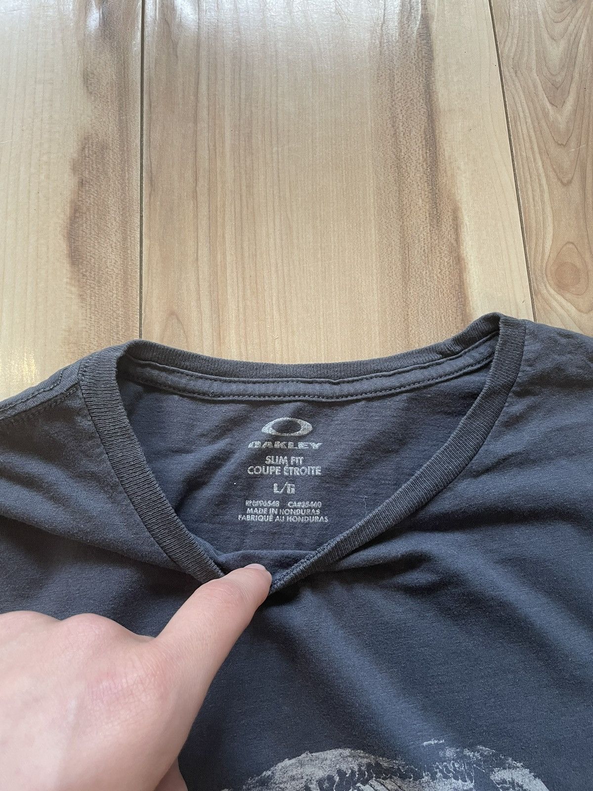 Oakley × Vintage T-Shirt Oakley California Republic Vintage Made In USA Size US L / EU 52-54 / 3 - 4 Thumbnail