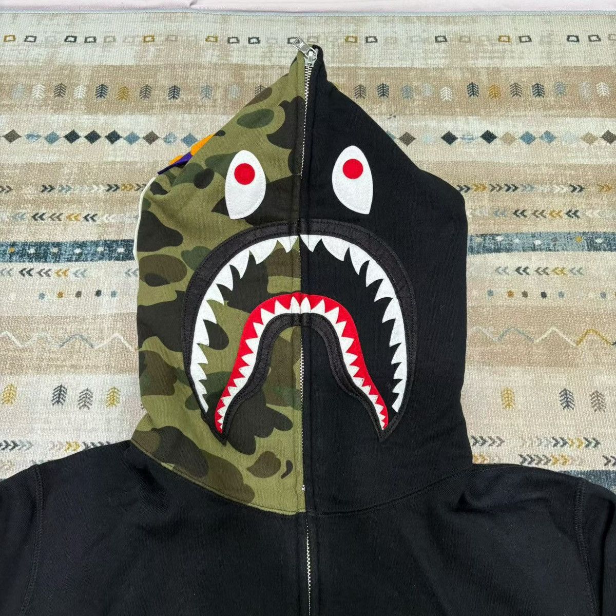 Bape 1ST CAMO SHARK FULL ZIP HOODIE Size US XL / EU 56 / 4 - 3 Thumbnail