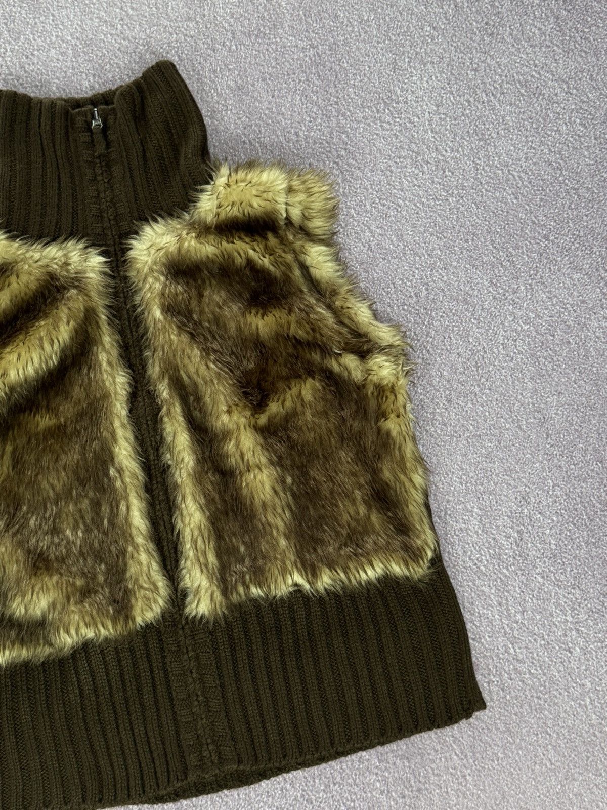 Le Grande Bleu (L.G.B.) Y2K Faux Fur LGB Vibe Glamour Design Fabulous Vest Size M / US 6-8 / IT 42-44 - 6 Thumbnail