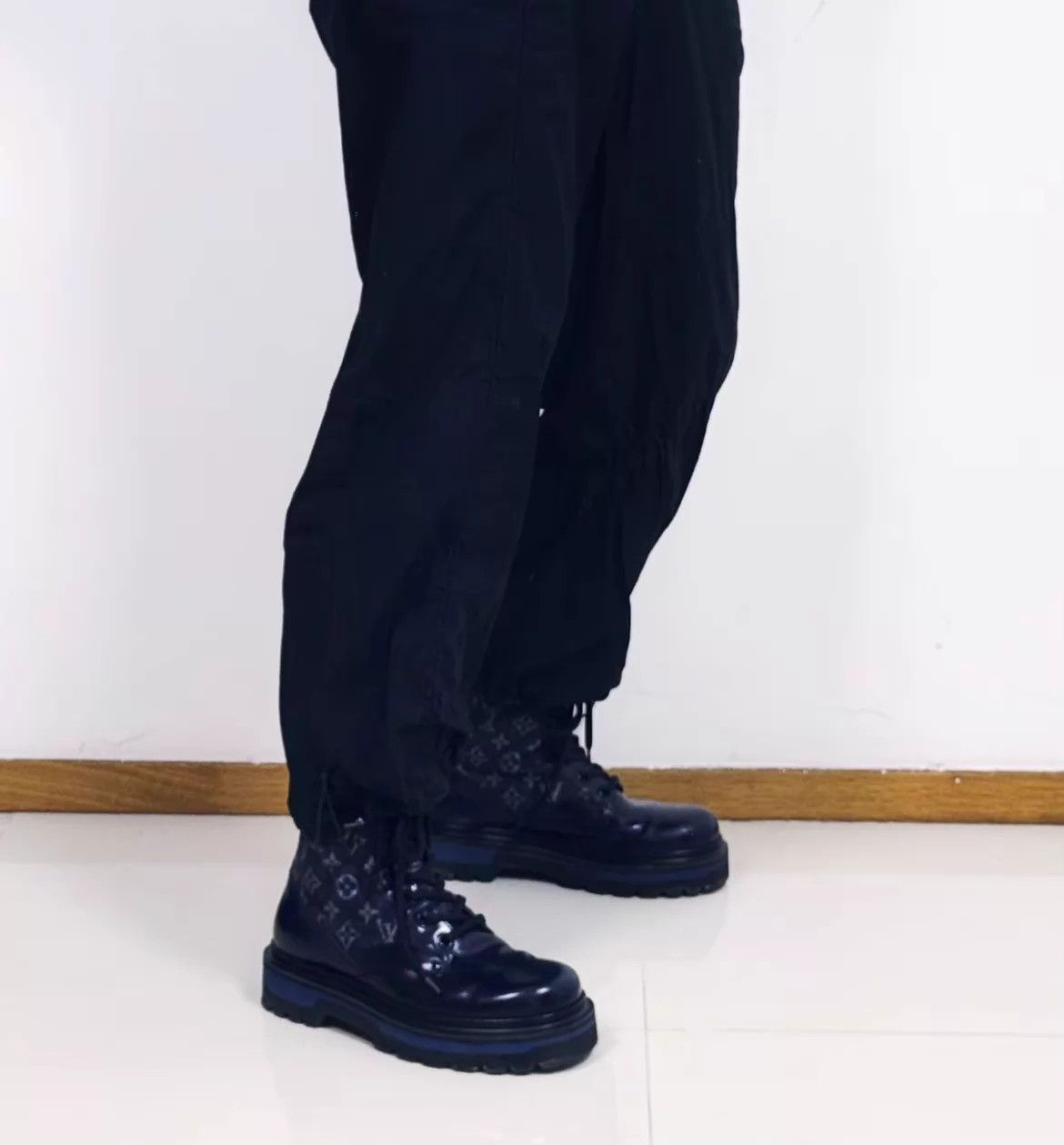 Louis Vuitton LV Ranger Navy Paneled Leather Workwear Short Boot Size US 8 / EU 41 - 8 Thumbnail