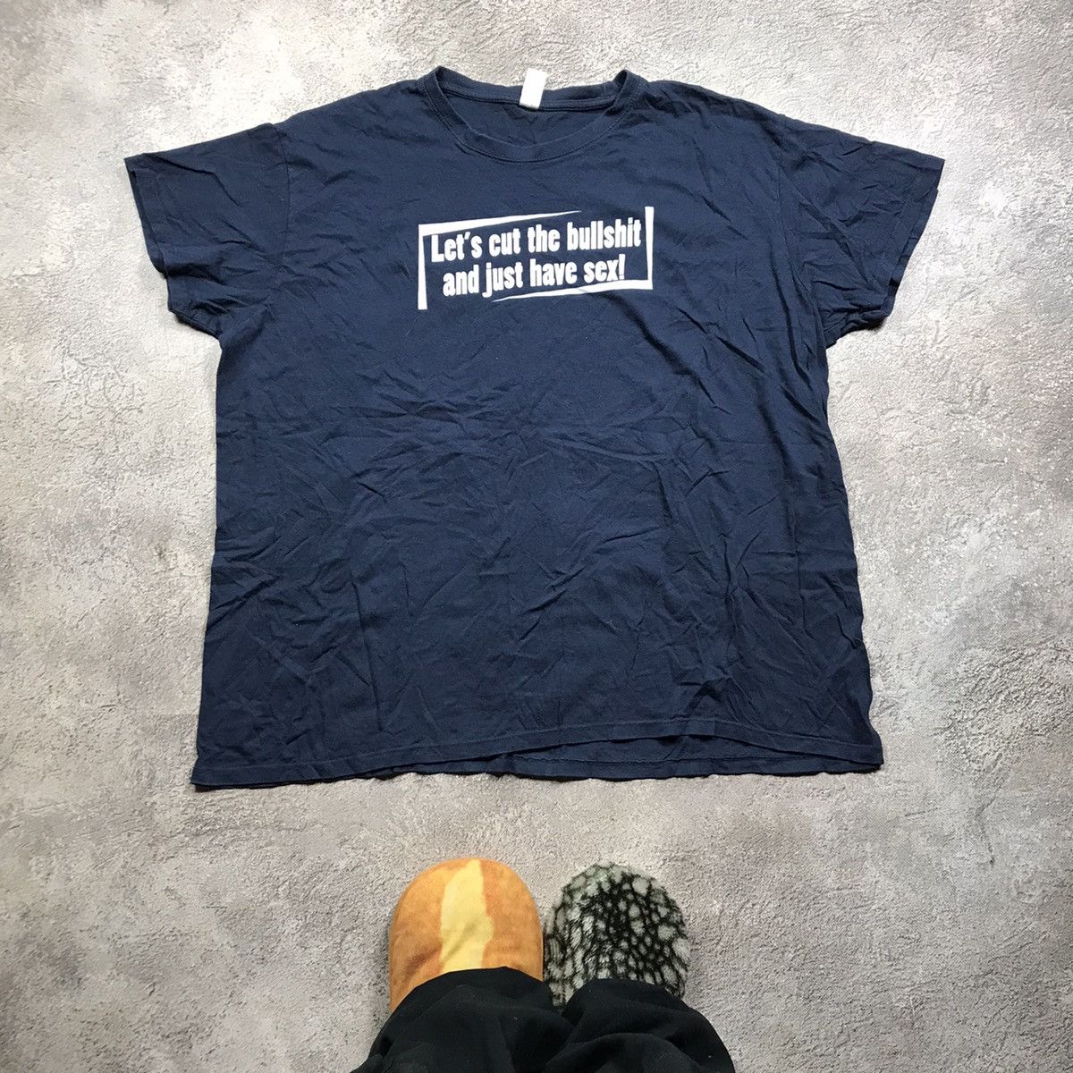 Vintage Vintage 90s Graphic Tee Single Stitch Faded Navy Streetwear Size US XL / EU 56 / 4 - 2 Thumbnail