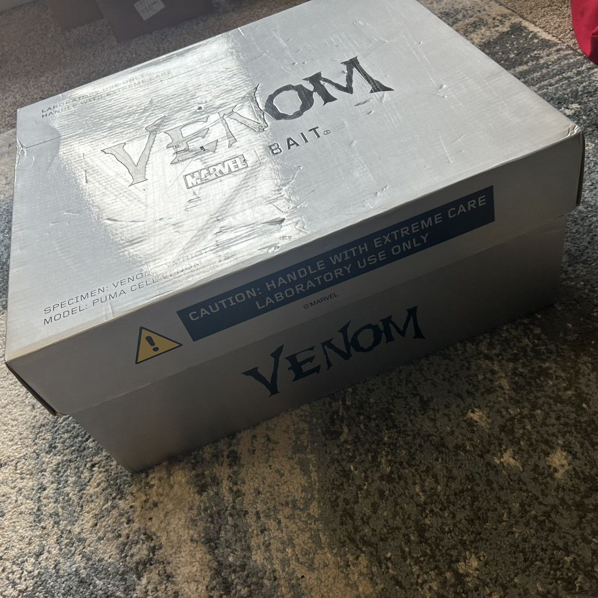 Marvel Comics 368540-01 BAiT PUMA CELL VENOM SPECiAL SYMBiOTE PACKAGiNG Size US 9.5 / EU 42-43 - 17 Thumbnail