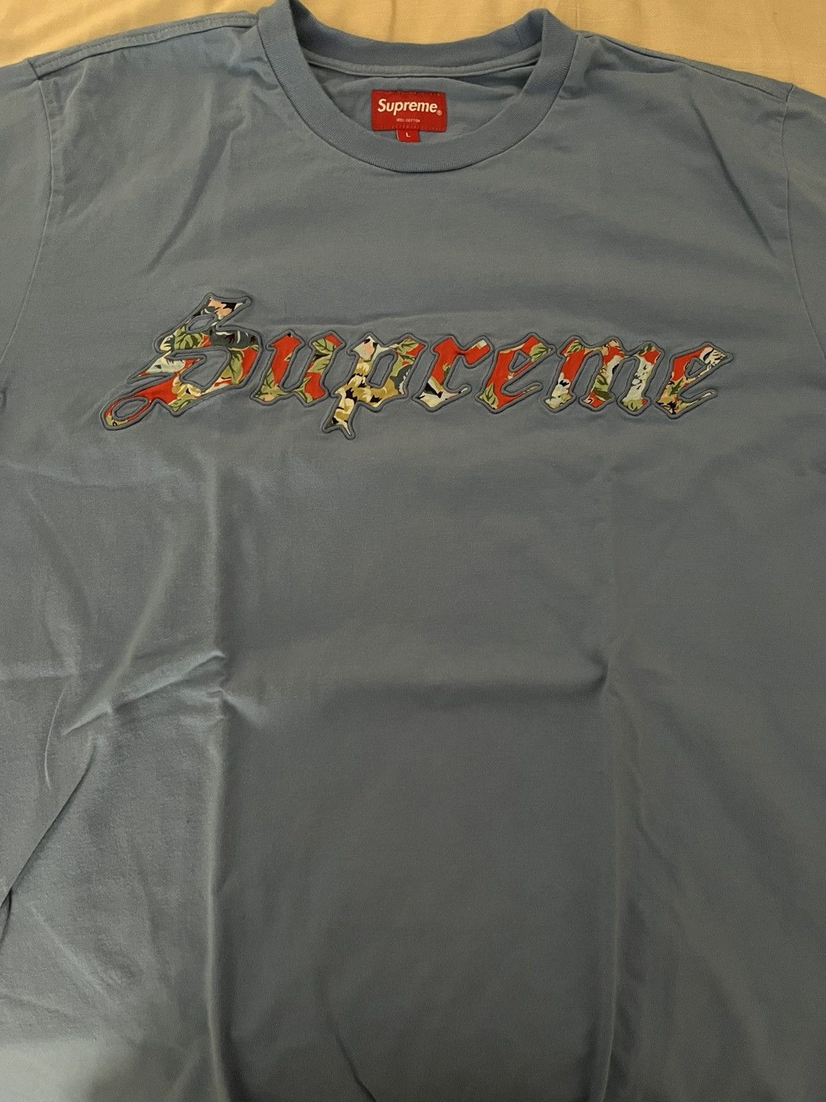 Supreme Supreme Flora T Size US L / EU 52-54 / 3 - 1 Thumbnail