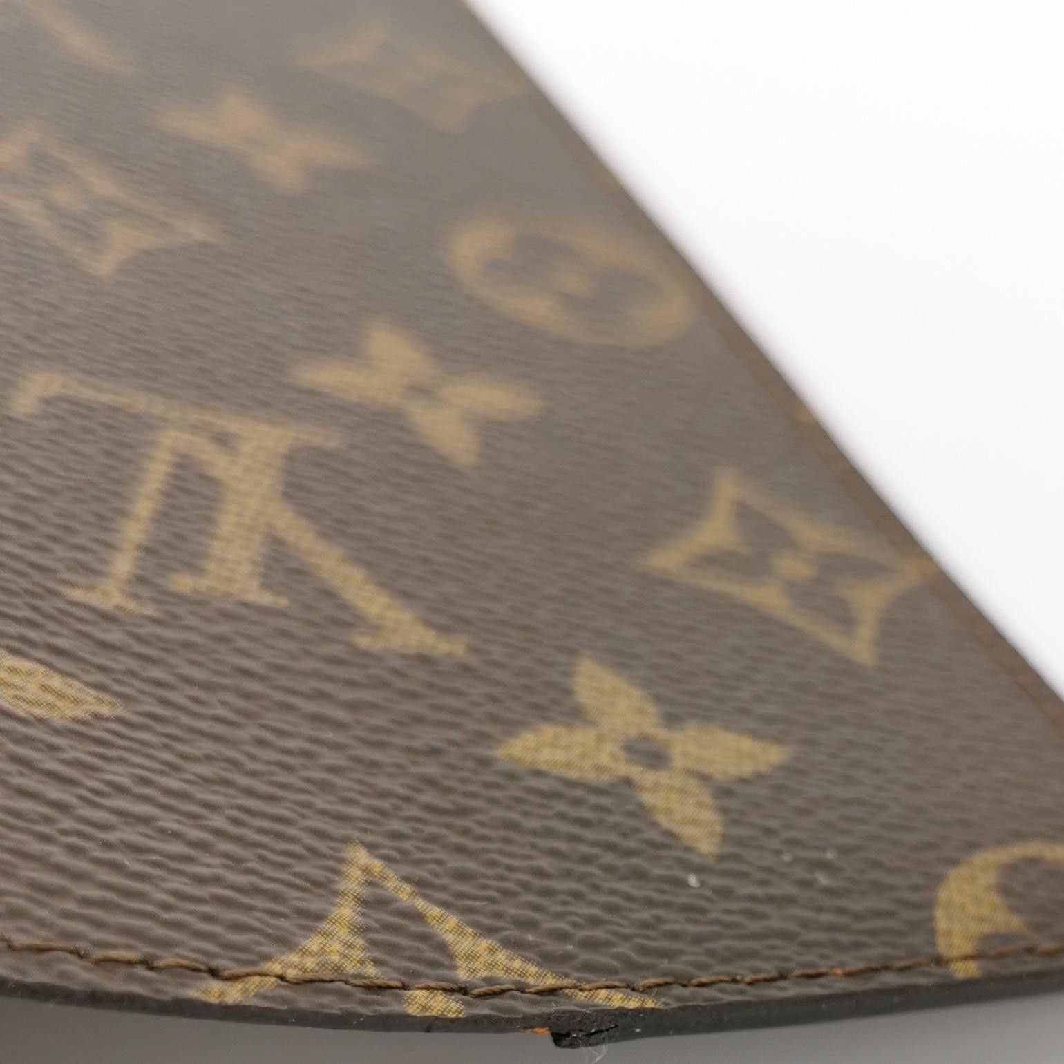 Louis Vuitton Louis Vuitton (LV) Monogram printed vintage notebook cover Size ONE SIZE - 9 Thumbnail