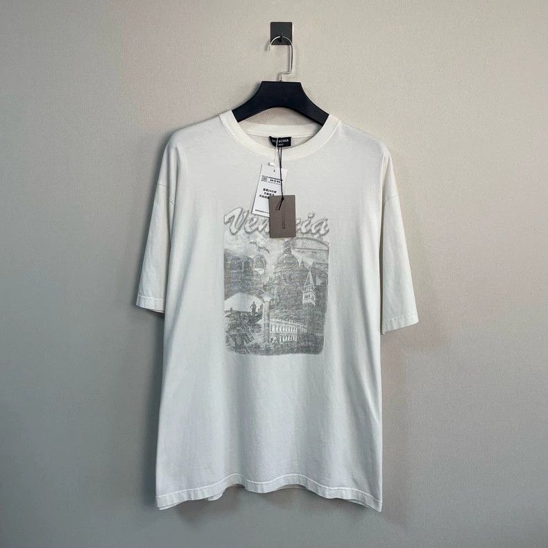 Balenciaga Balenciaga Venice City Short Sleeve Size US L / EU 52-54 / 3 - 1 Thumbnail