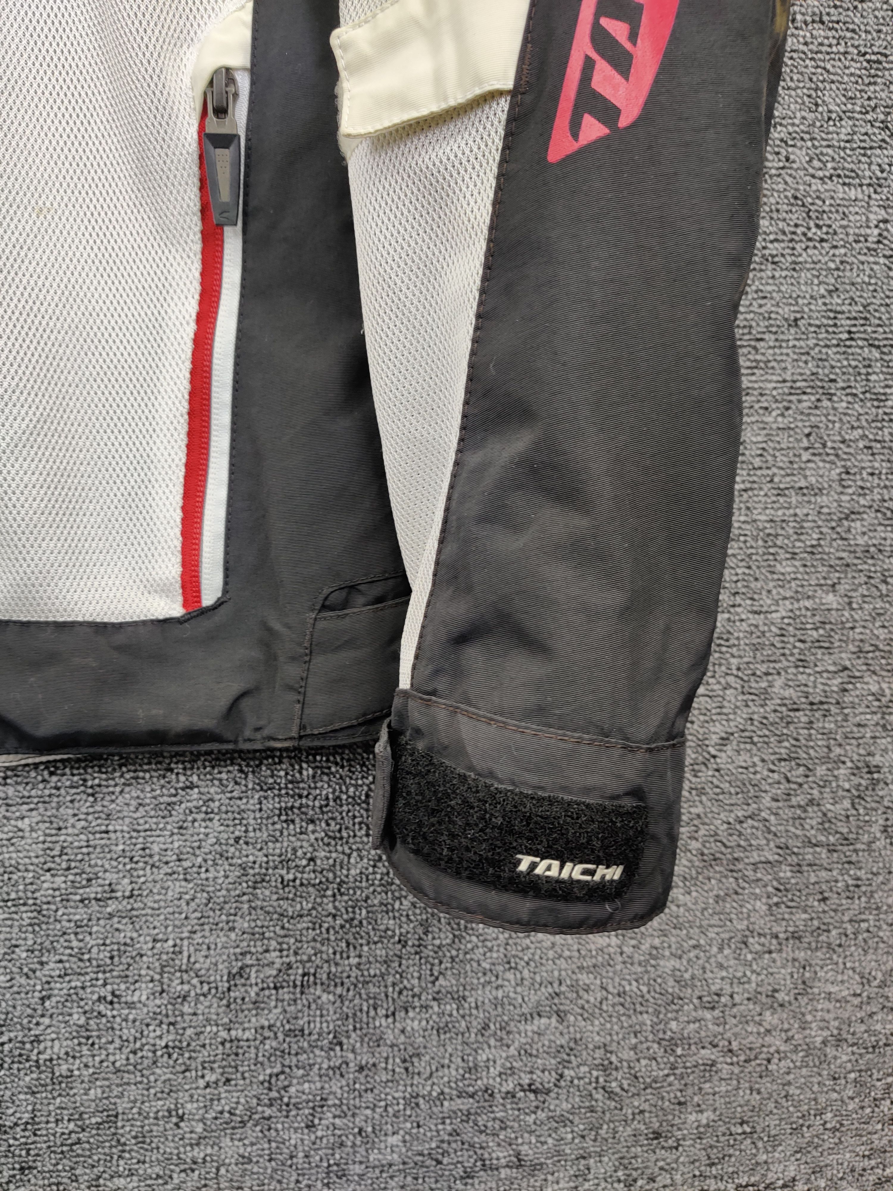 Sports Specialties Vintage Rs Taichi Racing Motorcycle Biker Jacket Padding Size US XL / EU 56 / 4 - 3 Thumbnail