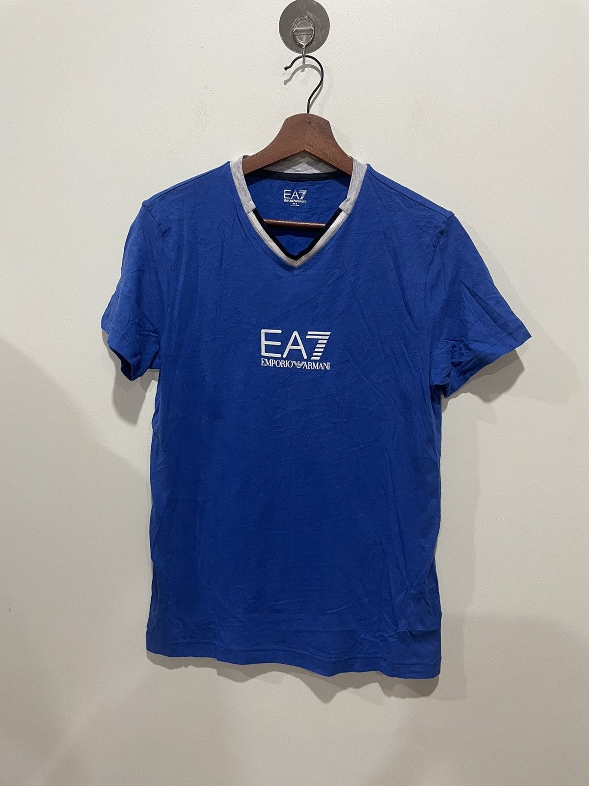 Emporio Armani Emporio Armani Tshirt Size S / US 4 / IT 40 - 1 Thumbnail