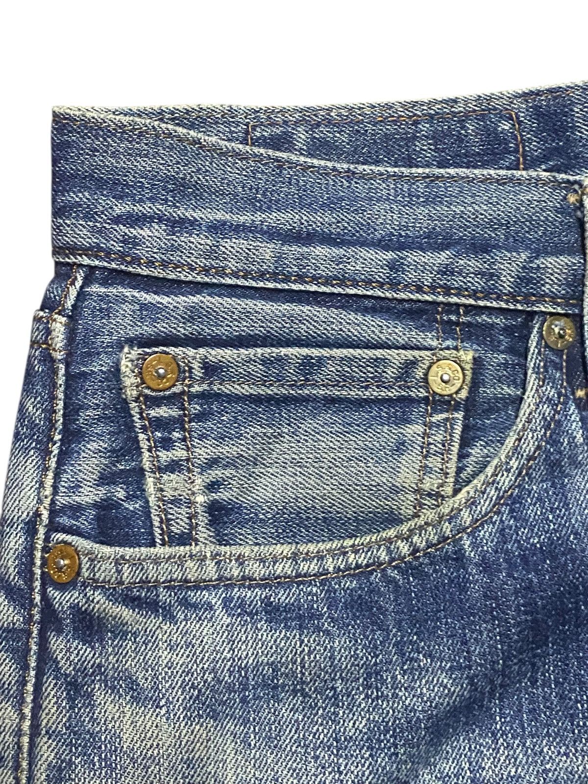 Levi's Vintage Clothing Vintage Levis 501 Mud Wash Y2K Loose Ripped Jeans Size US 33 - 9 Thumbnail