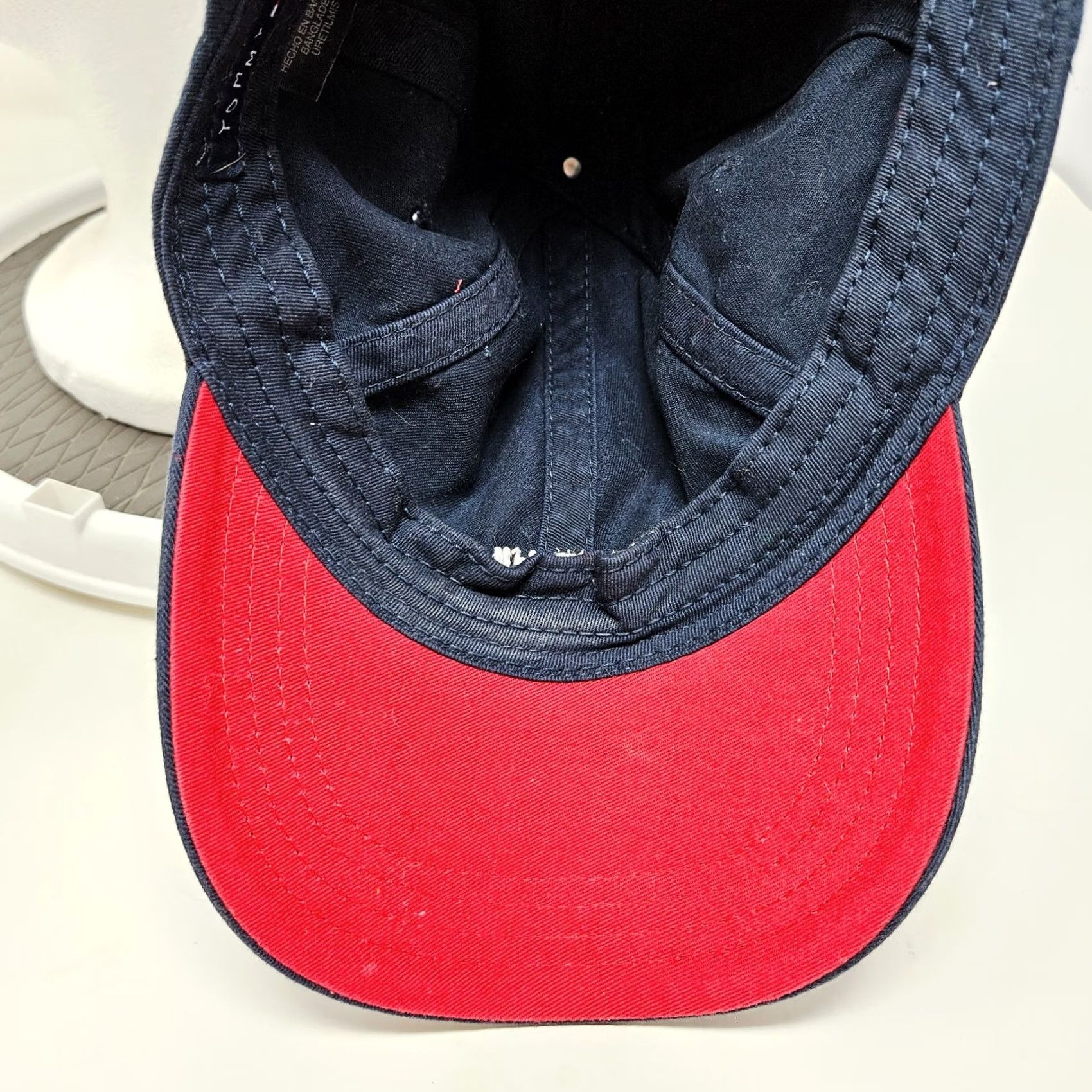 Tommy Hilfiger VINTAGE Tommy Hilfiger Leather Strap Adjustable Hat Baseball Cap Men One Size Blue 90s Designer Dad Adjustable Belt Back Casual Size ONE SIZE - 6 Thumbnail