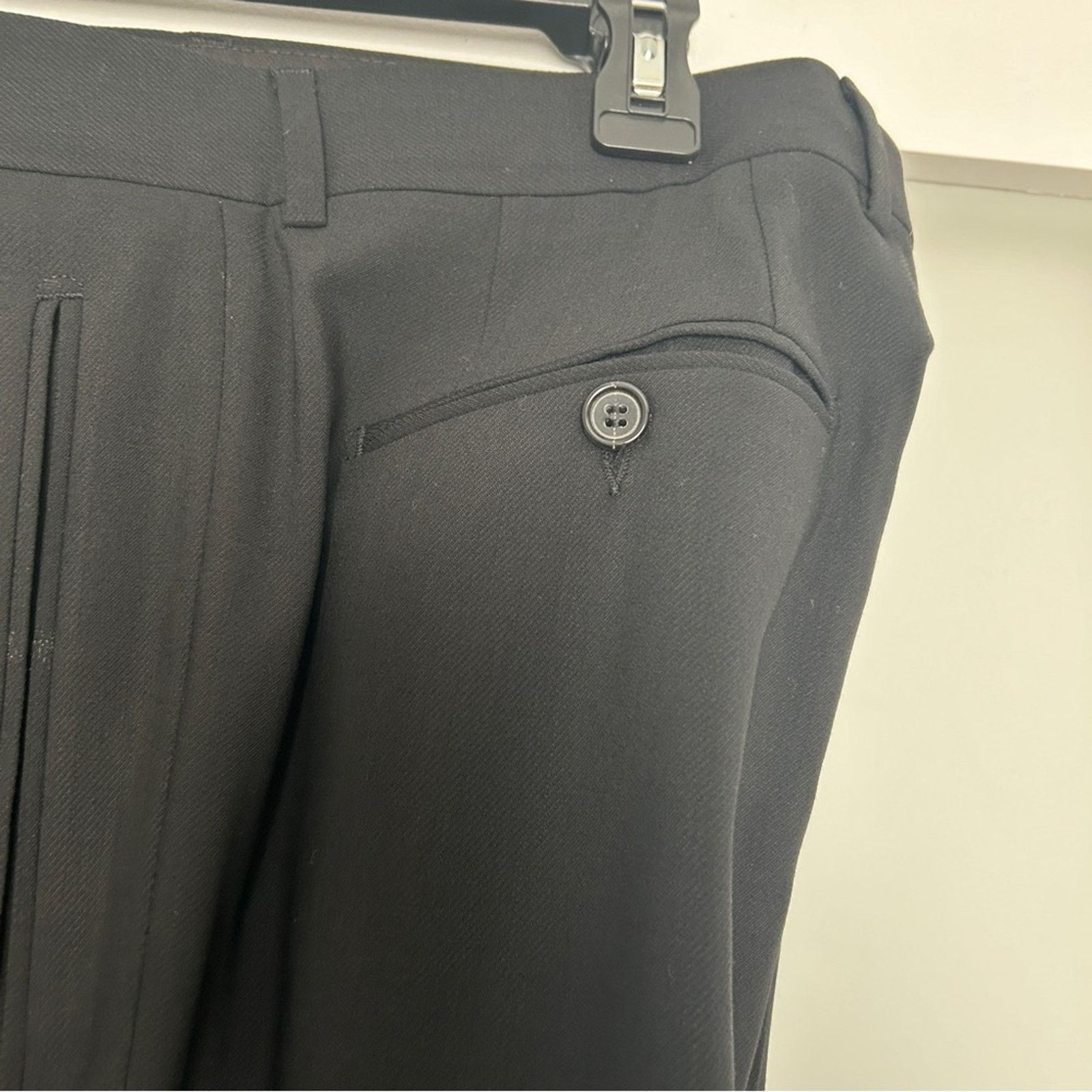 Hugo Boss Hugo Boss black dress suit 2 piece set with pants 42L Size 42L - 7 Thumbnail