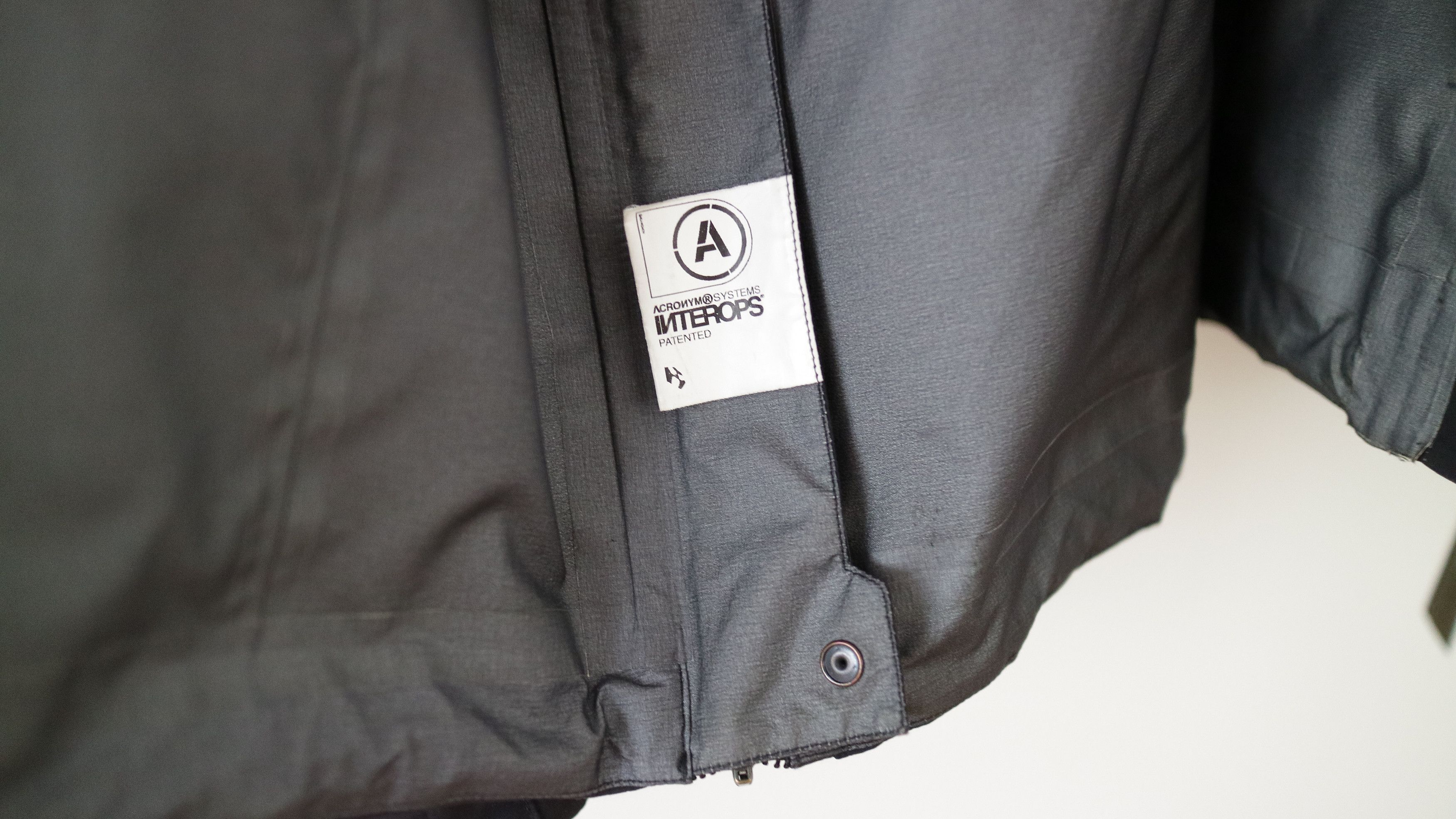 Acronym Acronym AW'12-13 GT-J28 Size US M / EU 48-50 / 2 - 6 Thumbnail