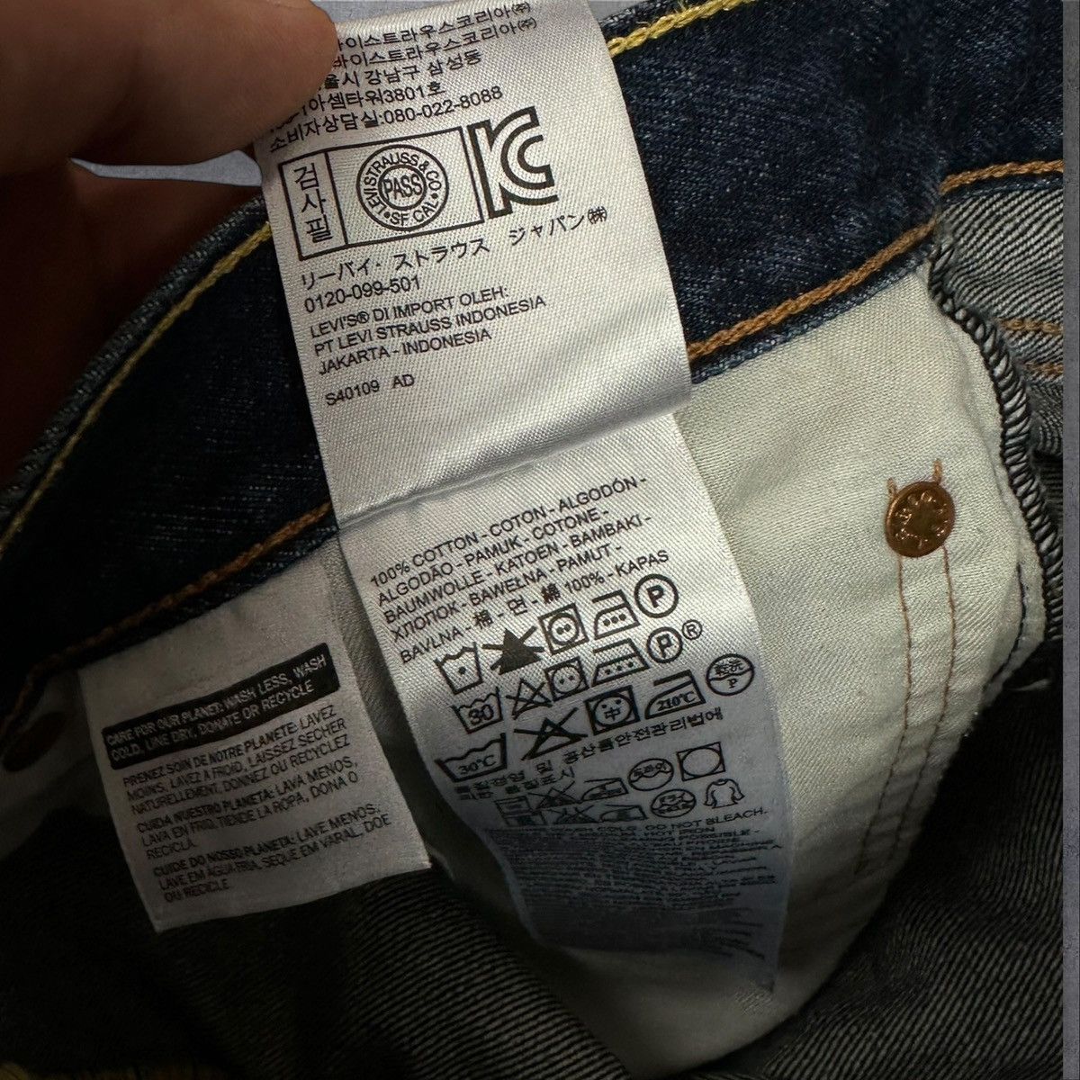 Levi's × Vintage Vintage Levi’s 751Jeans W34 L32 Navy Blue Denim Pants Size US 34 / EU 50 - 6 Thumbnail