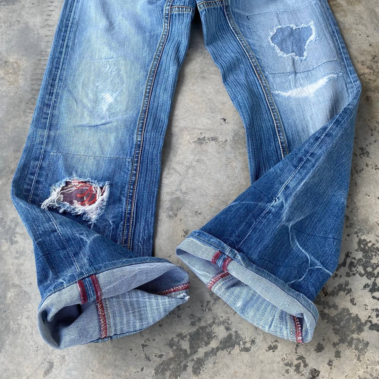 Eternal EXTERNAL JAPAN DISTRESSED THUNDERSTORM MARK FADED BLUE WASH Size US 30 / EU 46 - 9 Thumbnail