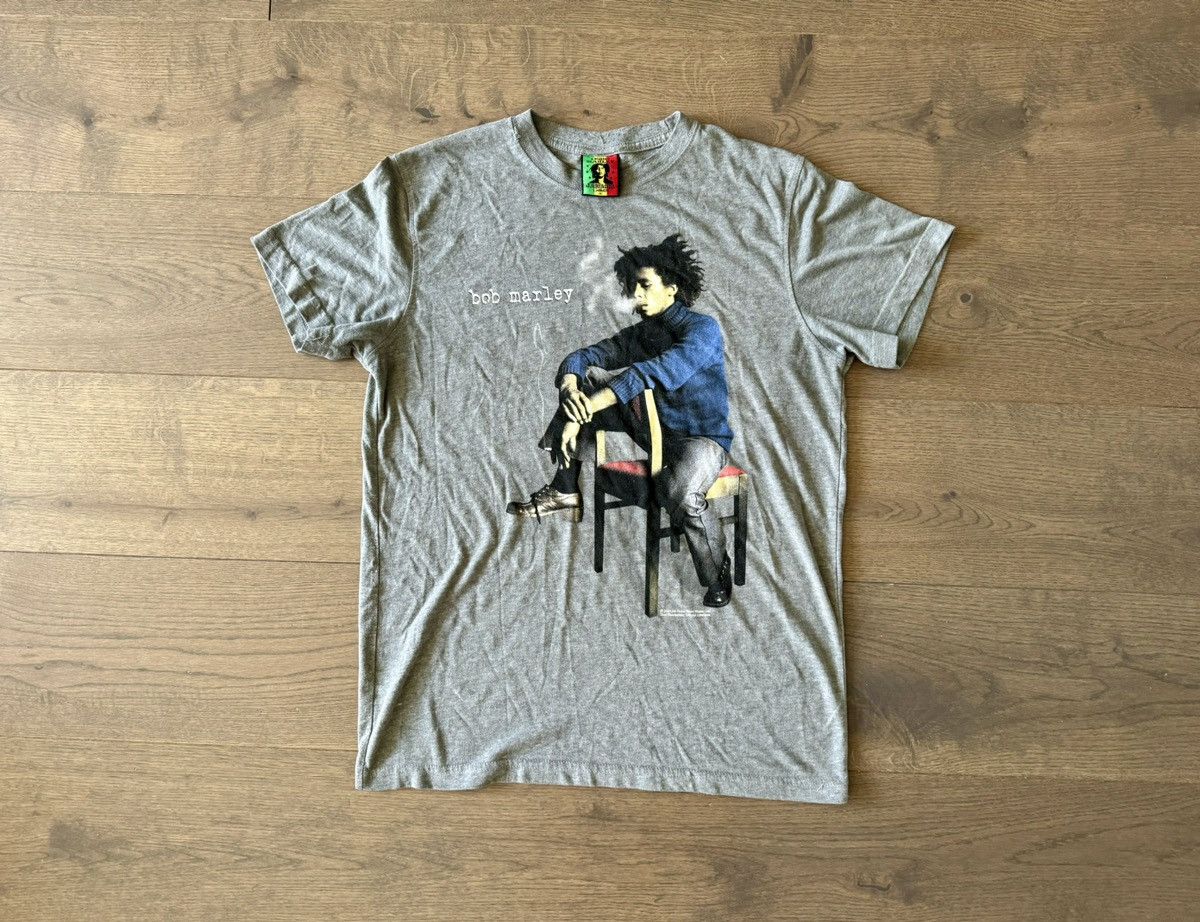 Bob Marley × Vintage × Zion Rootswear Bob Marley Vintage Gray T-Shirt Zion Rootwear 2001 Size US M / EU 48-50 / 2 - 1 Thumbnail