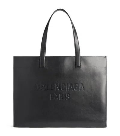 Balenciaga o1bcso1str1125 Size:OS / Duty Free Large East-West Tote Bag Size ONE SIZE - 1 Preview