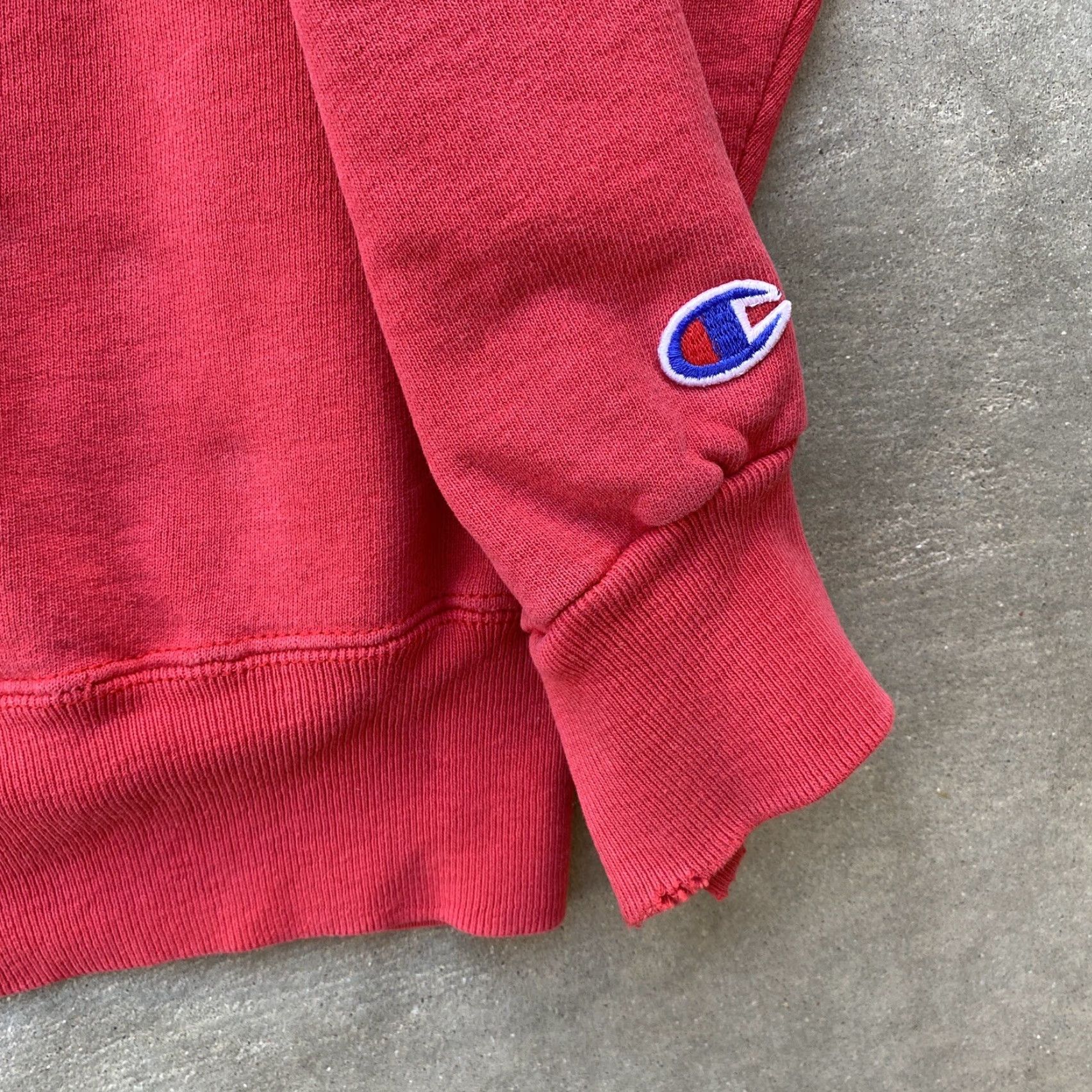 Champion VINTAGE Champion Logo Raglan Sweater XL Men Red Size US XL / EU 56 / 4 - 4 Thumbnail