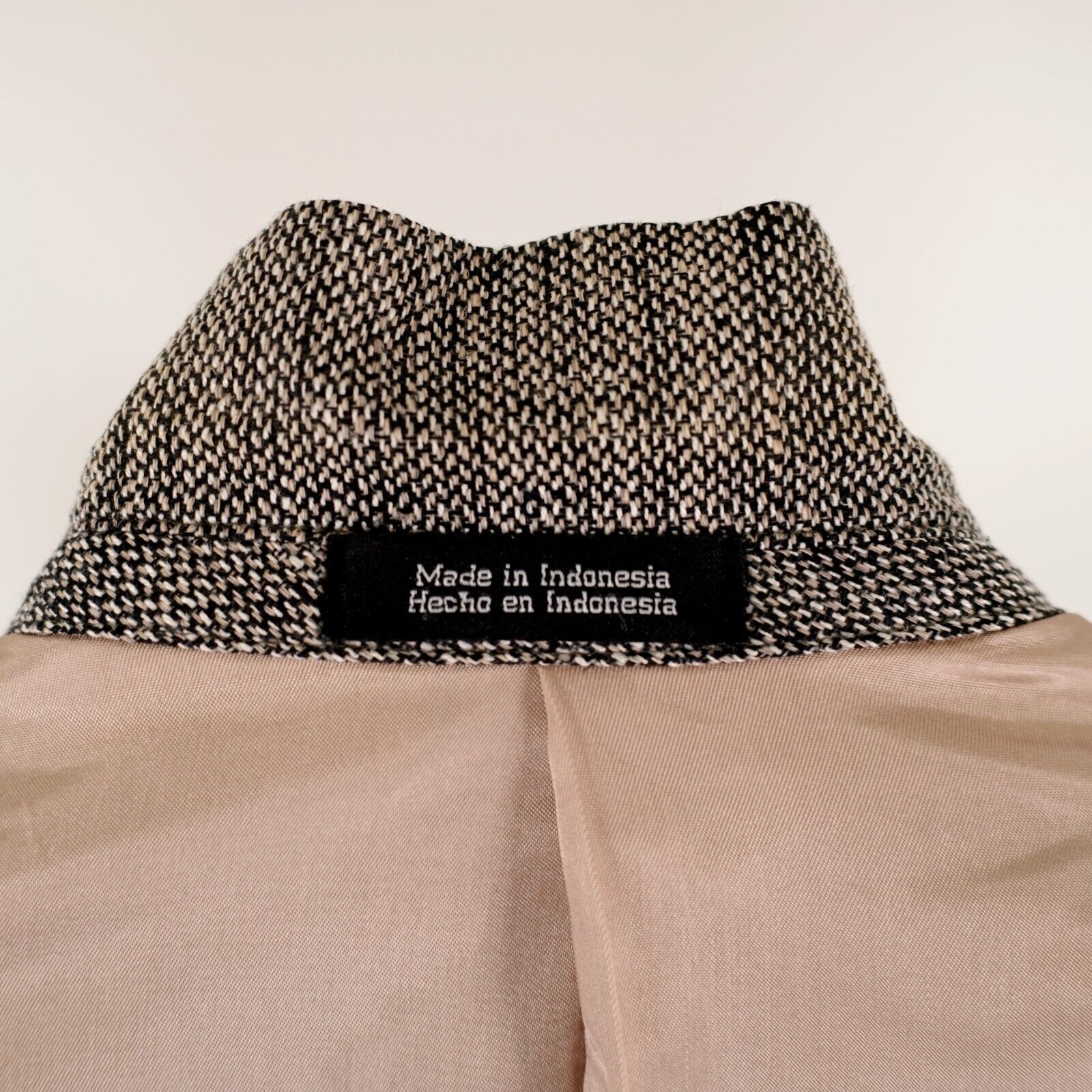 Stafford Stafford Tweed 100% Silk Black Tan White Spec 2 Button Sport Size ONE SIZE - 13 Thumbnail