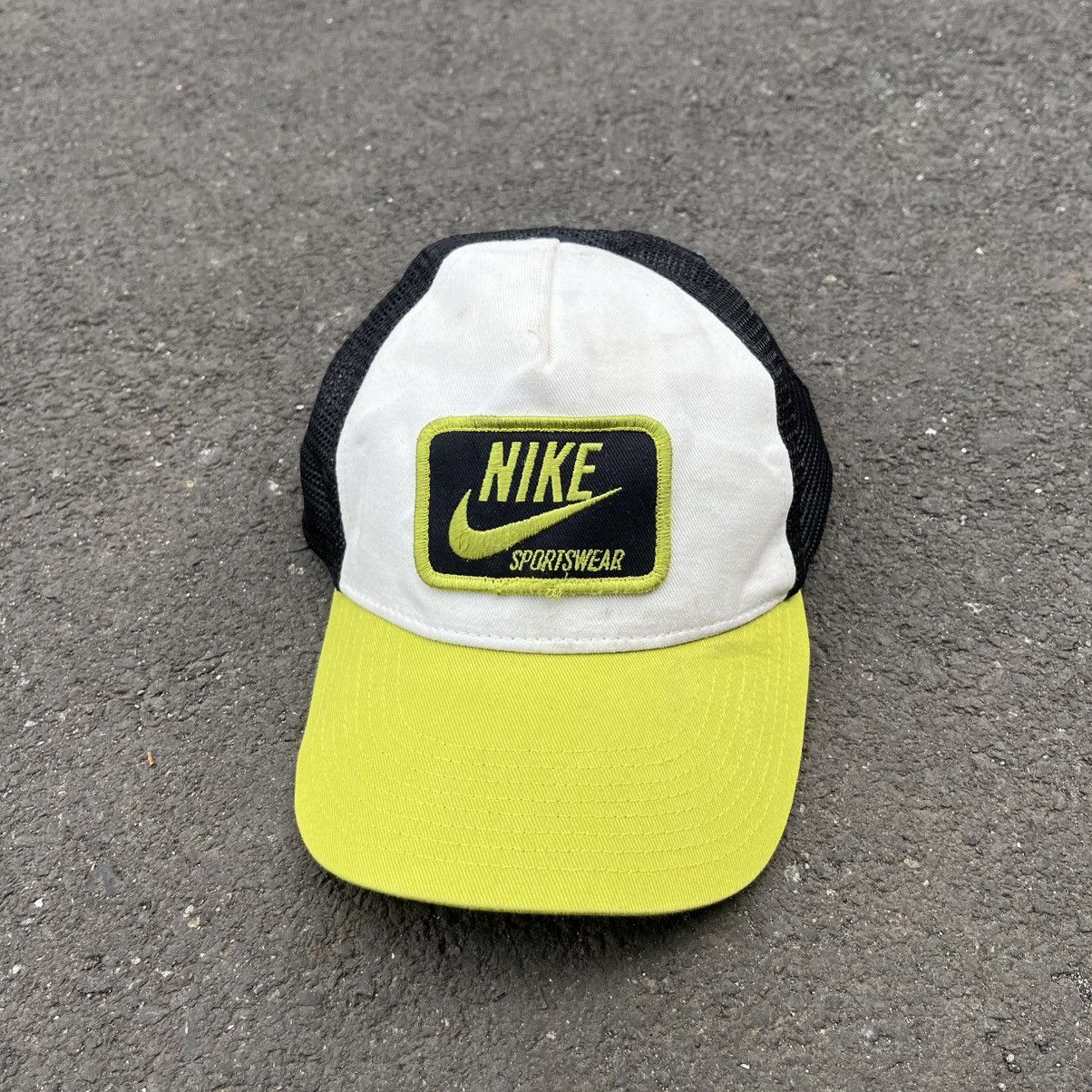 Nike Nike Sportwear Trucker Hat Size ONE SIZE - 2 Thumbnail