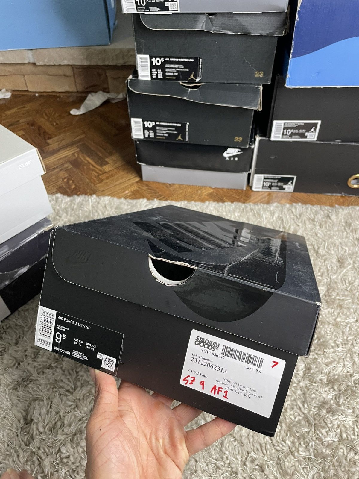 Nike Nike Air Force 1 Triple White Size US 9 / EU 42 - 12 Thumbnail