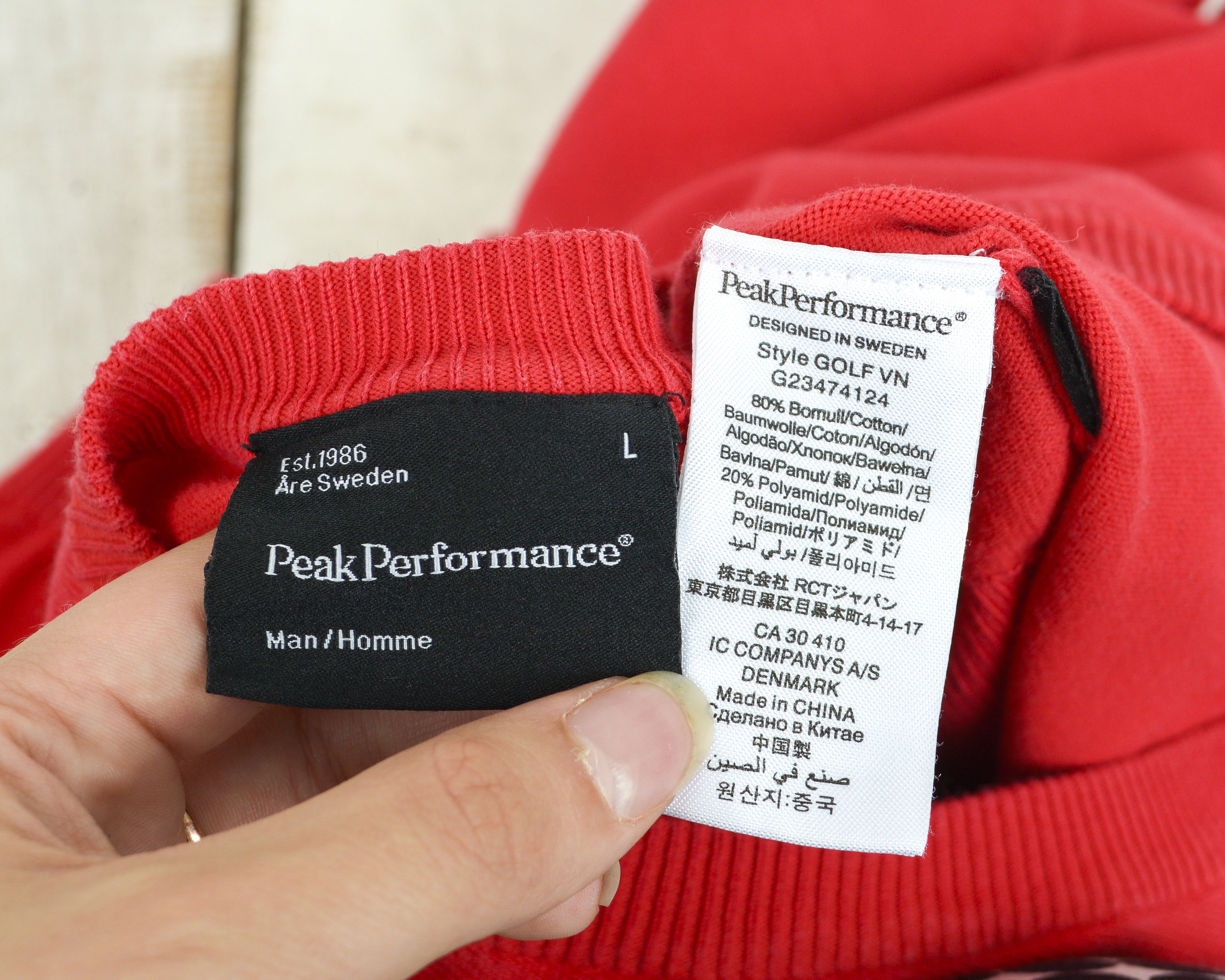 Peak Performance Man's Sweater L Sweatshirt V-Neck Pullover Casual Cotton Red Size US L / EU 52-54 / 3 - 6 Thumbnail