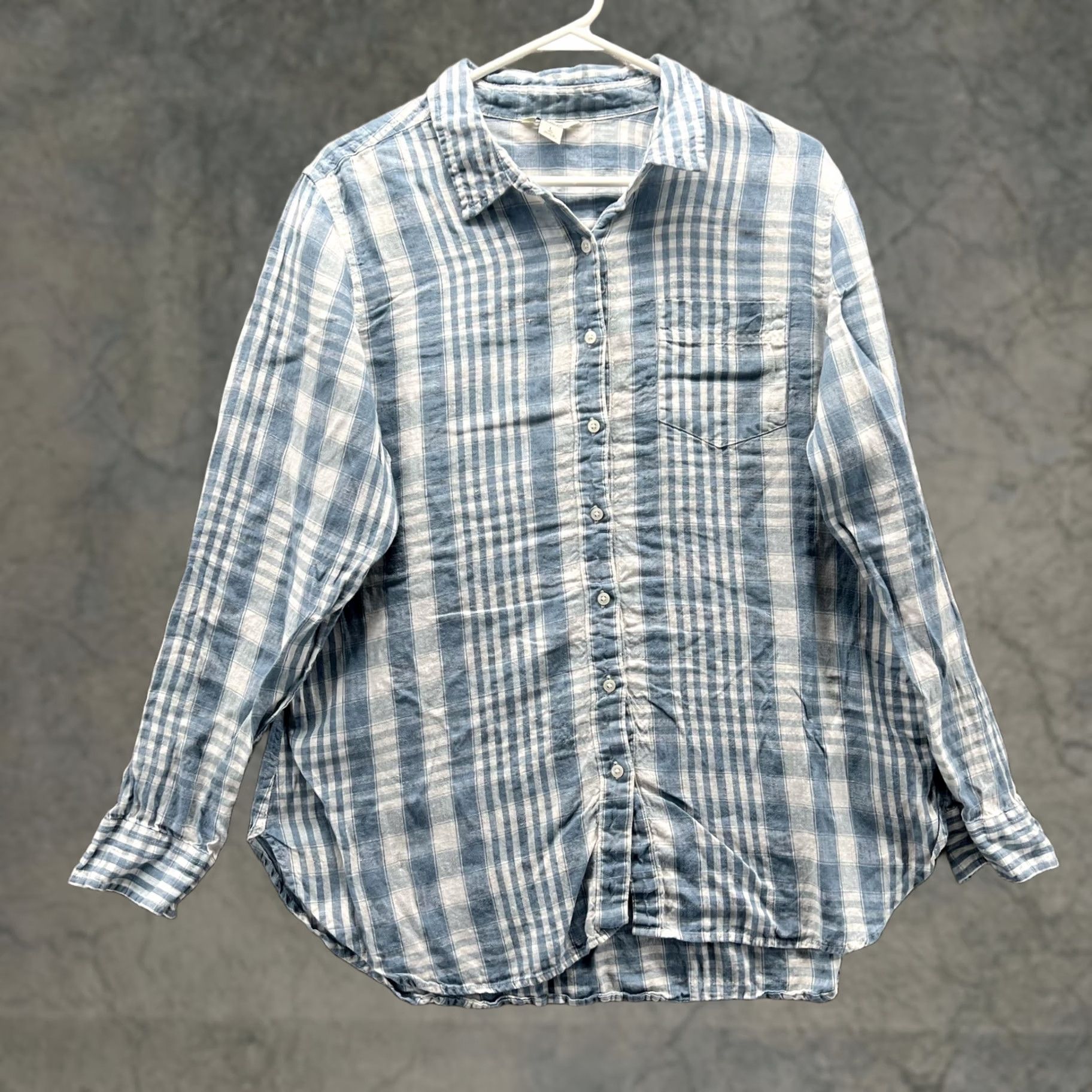 Vintage L.L. Bean Shirt Mens Large Blue Plaid Chambray Button Front Lightweight Shirt Mens Large Blue Plaid Chambray Button Front Lightweight Size US L / EU 52-54 / 3 - 1 Thumbnail