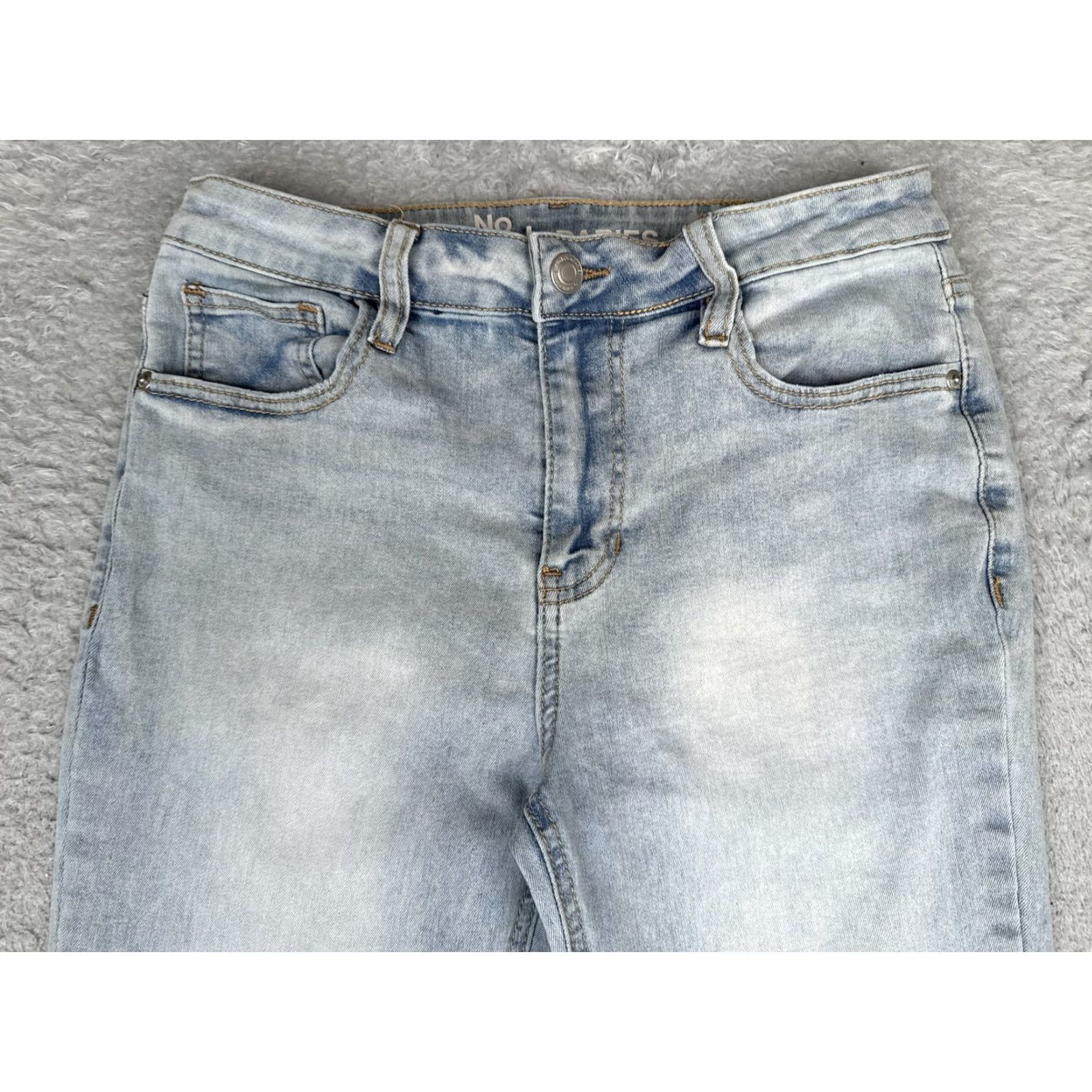Vintage No Boundaries Jeans Womens 8 Bootcut Denim Light Blue 26x30 Mid Rise Stretch 5-Pocket Size 30" / US 8 / IT 44 - 4 Thumbnail