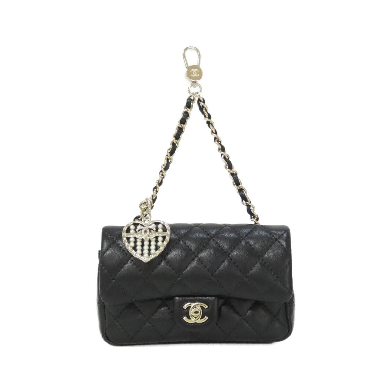 Chanel Chanel Chanel Lambskin Coin Purse Charm Leather Charm AP4760 DUTY FREE for USA Size ONE SIZE - 1 Thumbnail