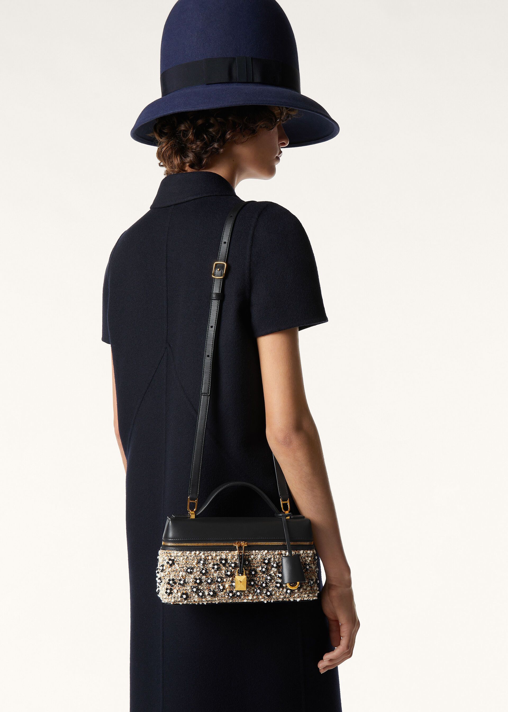 Loro Piana os11x0426 FAR1080 Size: OS / L23 Extra Crossbody Bag Black Size ONE SIZE - 6 Thumbnail