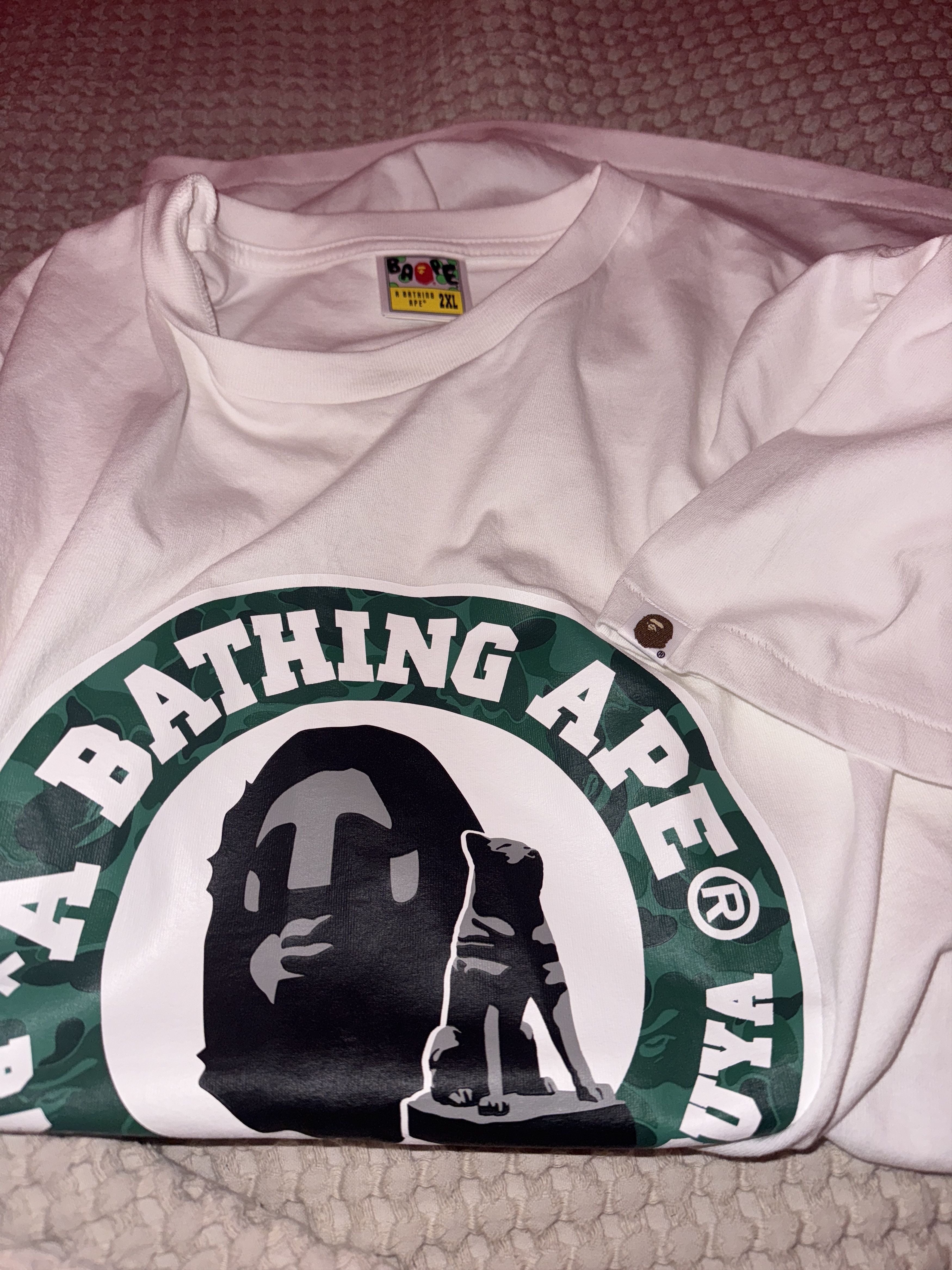 Bape A Bathing Ape Bape Store Shibuya White Green T shirt Size US XXL / EU 58 / 5 - 8 Thumbnail