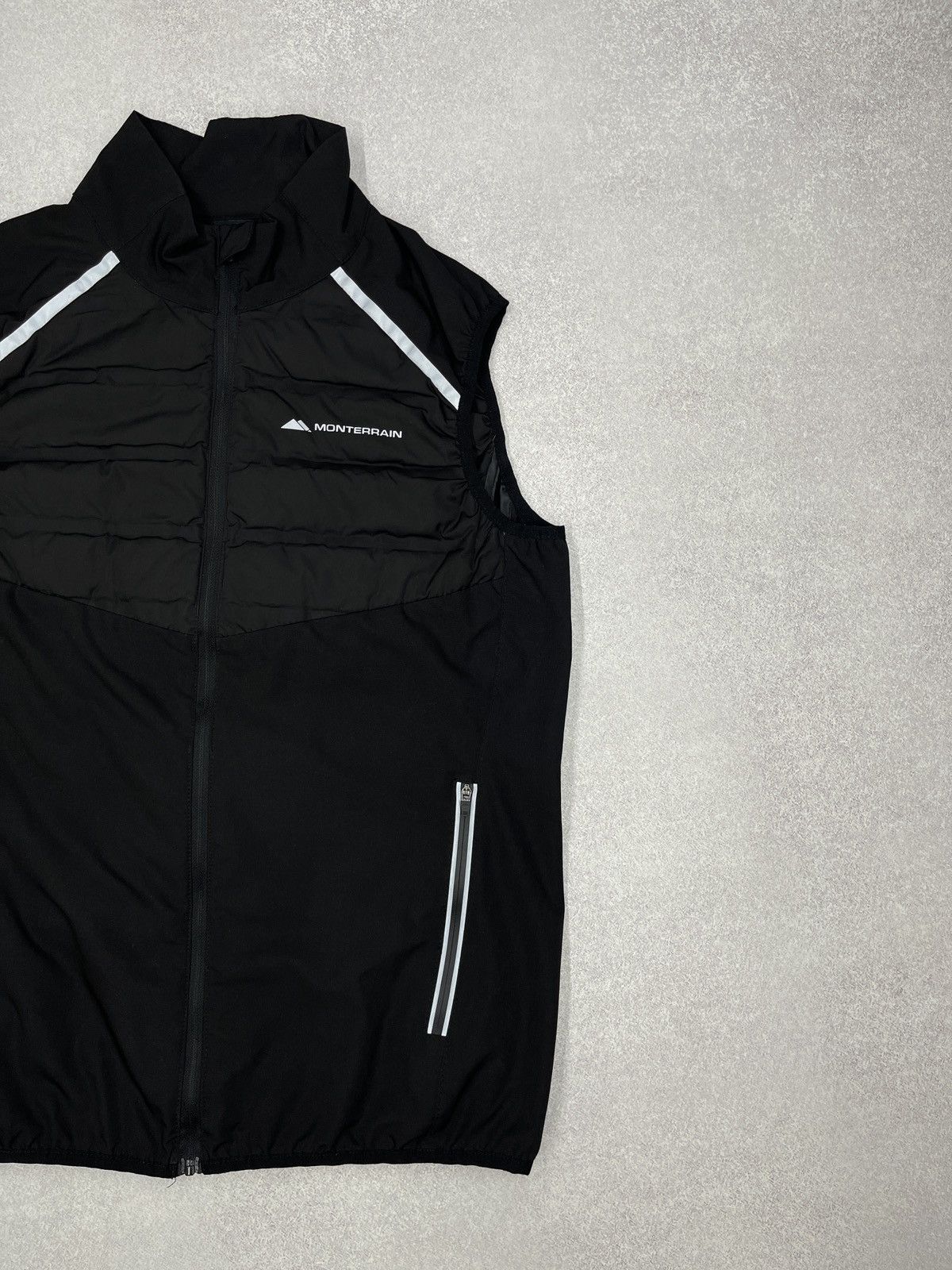 Other Mens Monterrain Vest Black Outdoor Gorpcore Size M Size US M / EU 48-50 / 2 - 3 Thumbnail