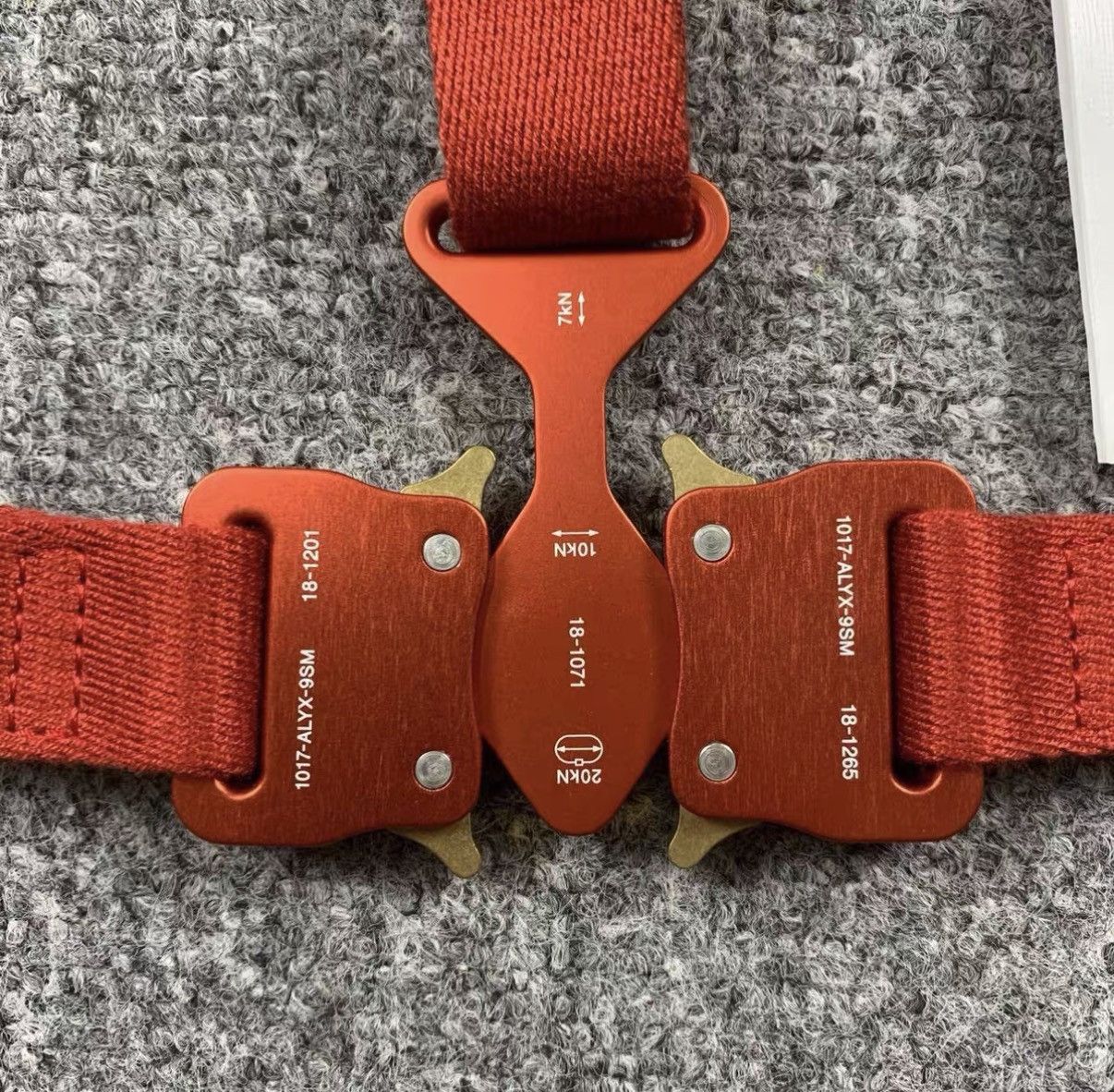 1017 ALYX 9SM ALYX Red Suspenders J41 Size ONE SIZE - 1 Thumbnail