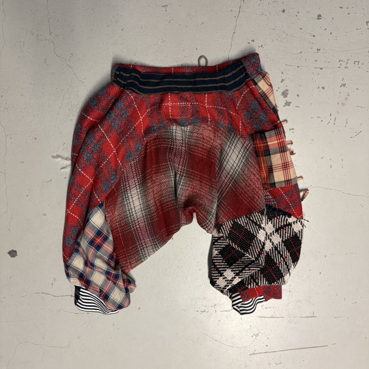 Nozomi Ishiguro Reworked Shorts Size US 32 / EU 48 - 2 Thumbnail