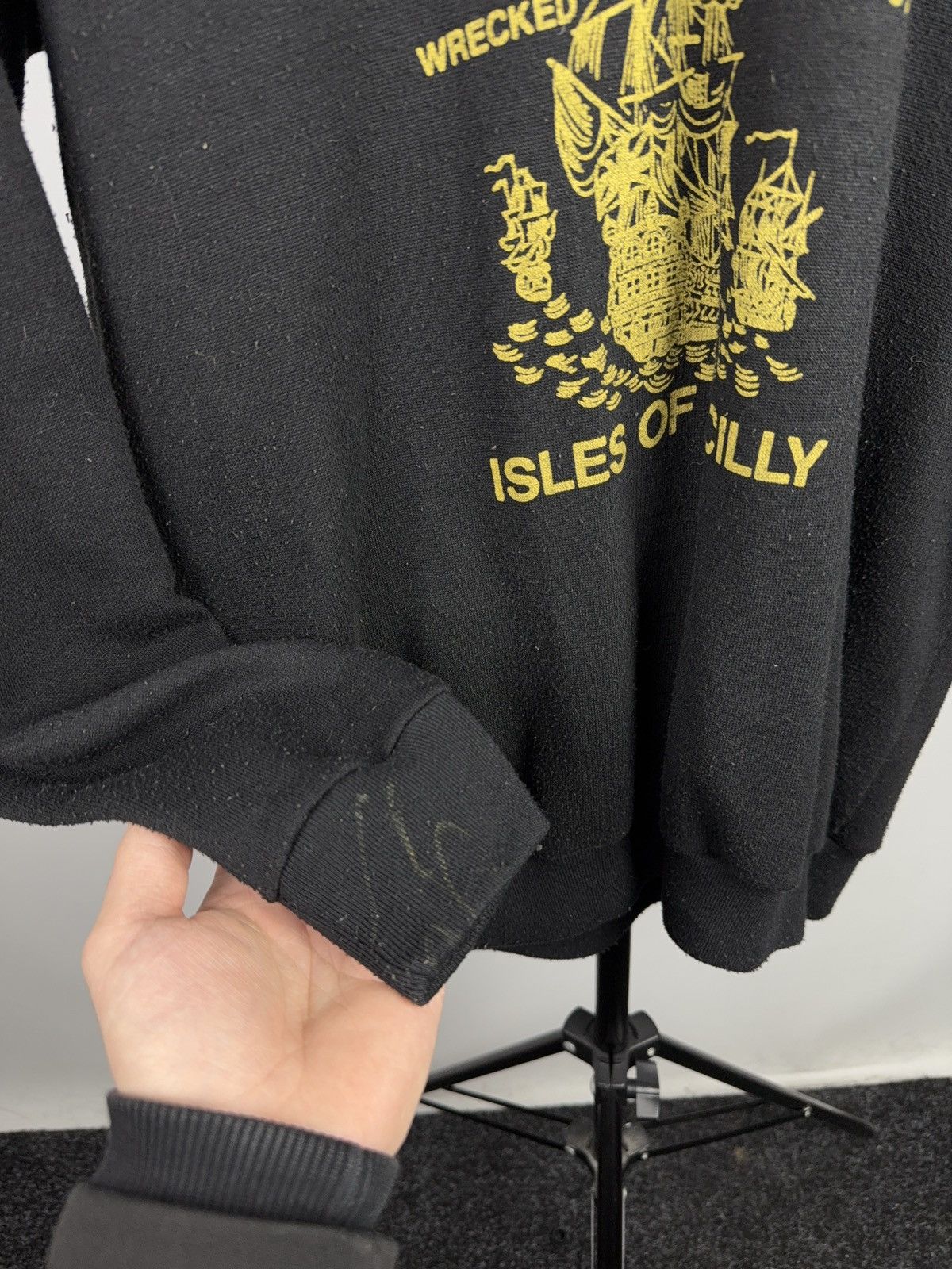 Vintage 80s Vintage UK Ship Crewneck 1707 Isles of Scilly Raglan Size US L / EU 52-54 / 3 - 11 Thumbnail