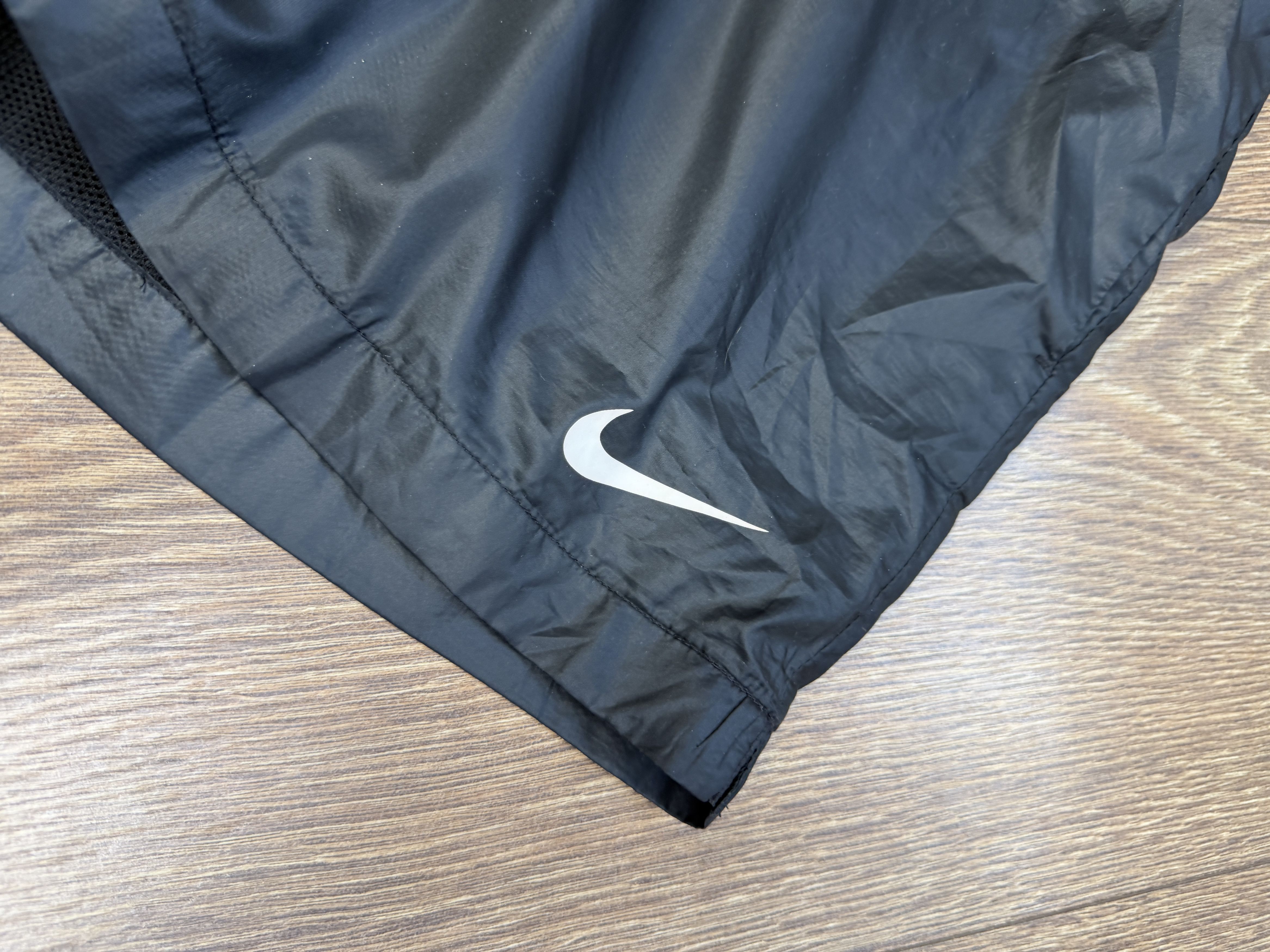 Nike niki ultra light shorts size L Size US 34 / EU 50 - 2 Thumbnail