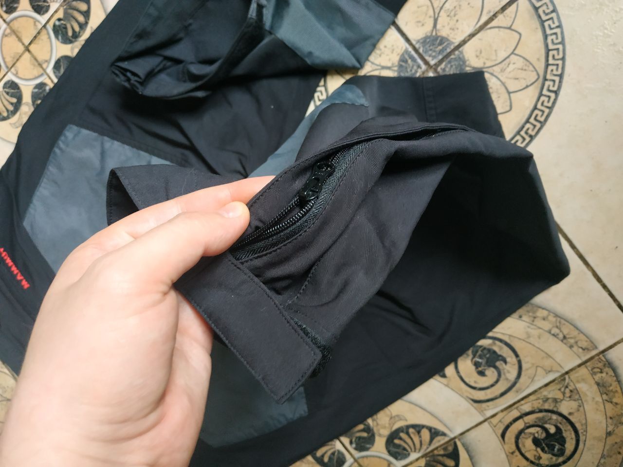 Mammut Mammut Courmayeur Advanced Schoeller 3XDRY Softshell Pants Size US 33 - 18 Thumbnail