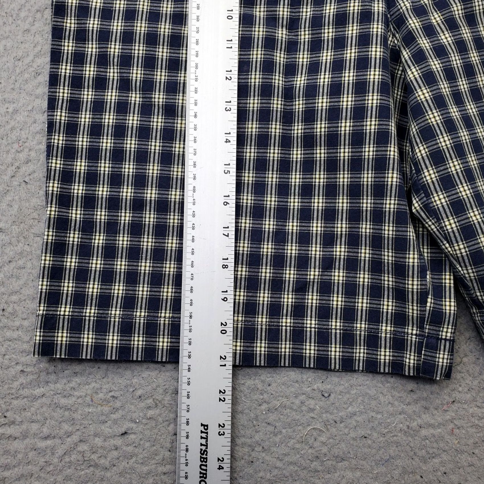Izod IZOD Mens Shorts 34 Multi Plaid Chino Flat Front Regular Outdoor Size US 34 / EU 50 - 3 Thumbnail